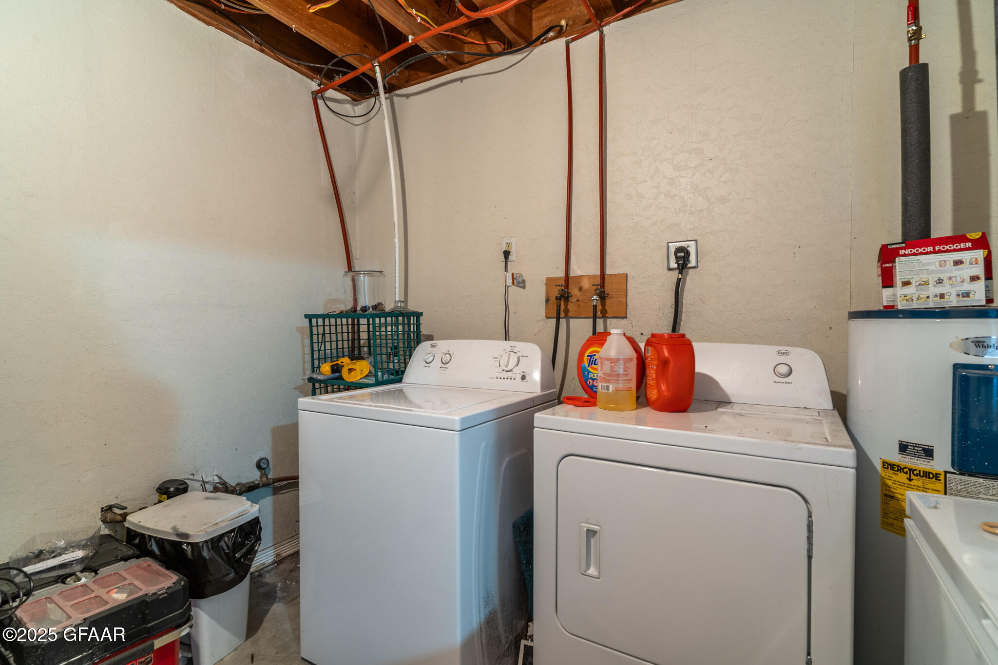 2110 CLEMETSON Street NE