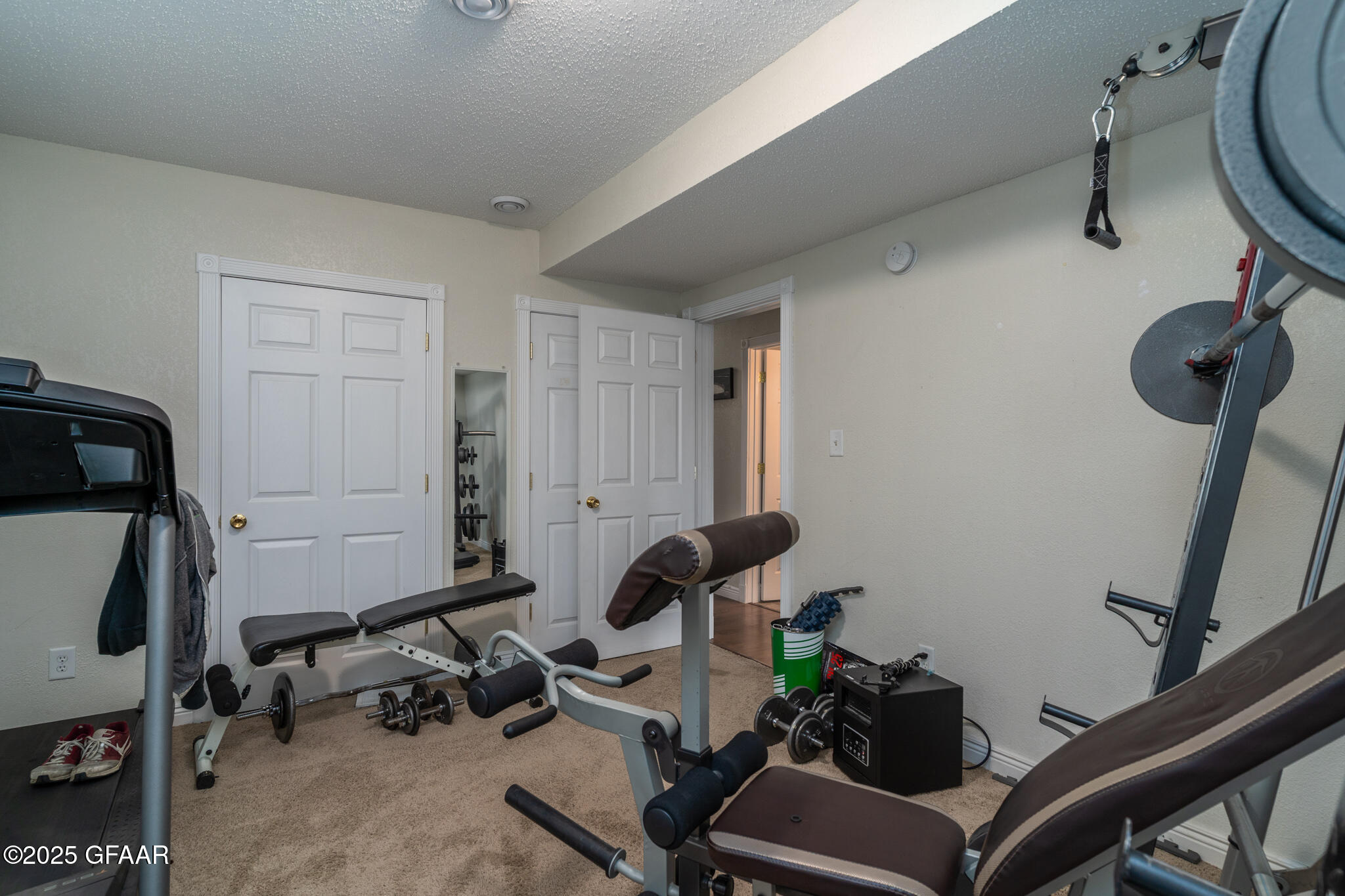 2110 CLEMETSON Street NE