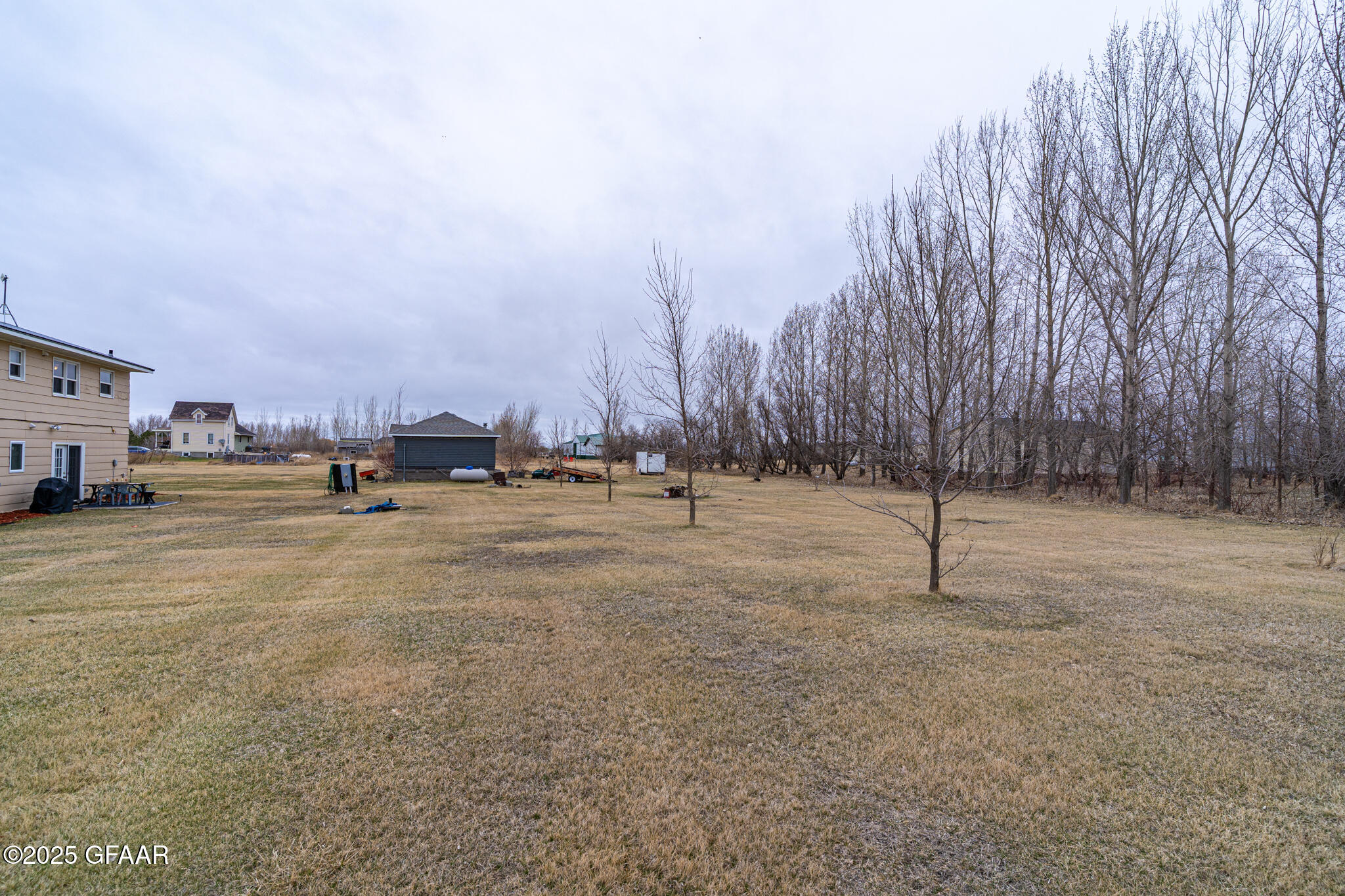 2110 CLEMETSON Street NE