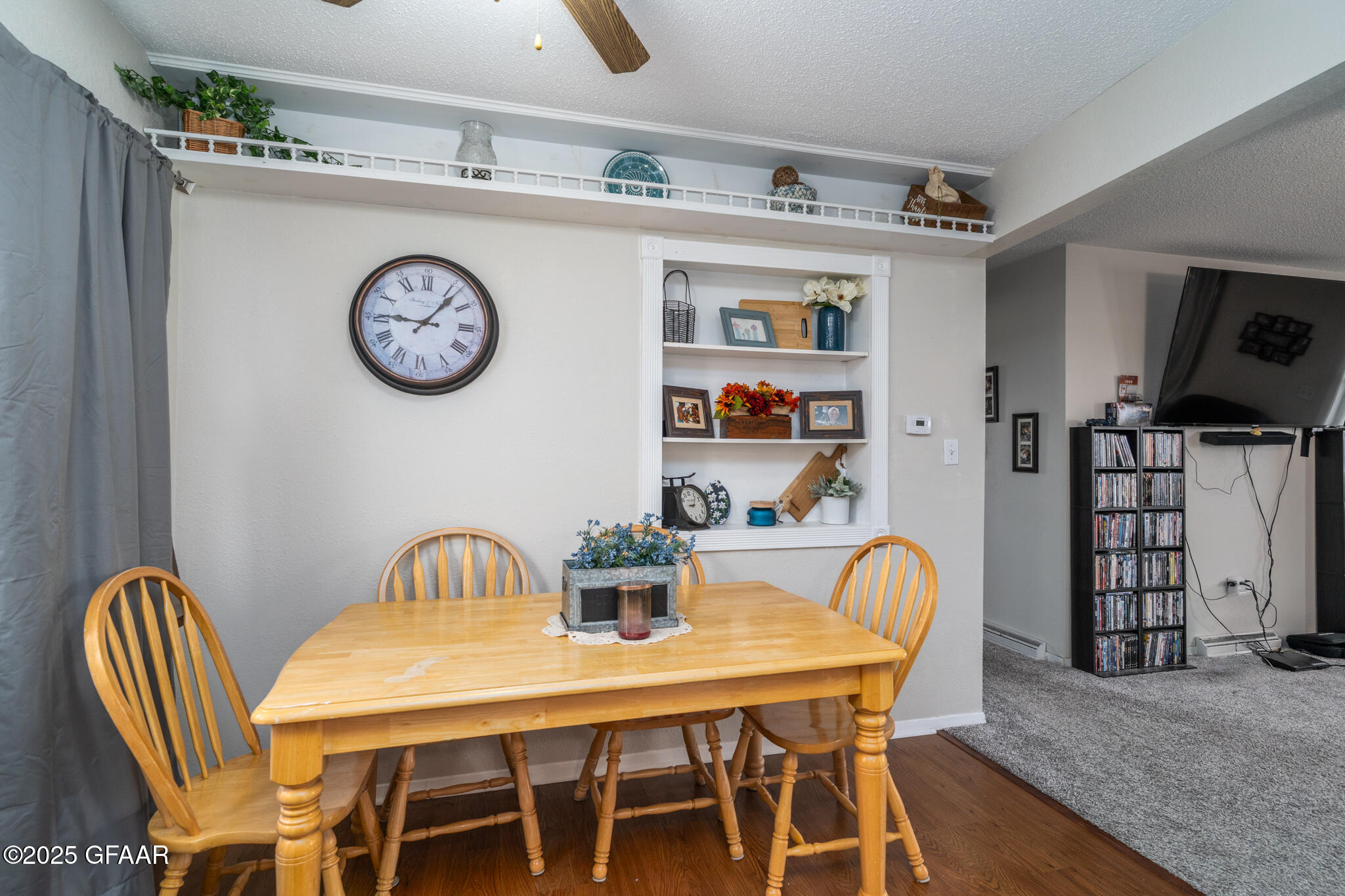 2110 CLEMETSON Street NE