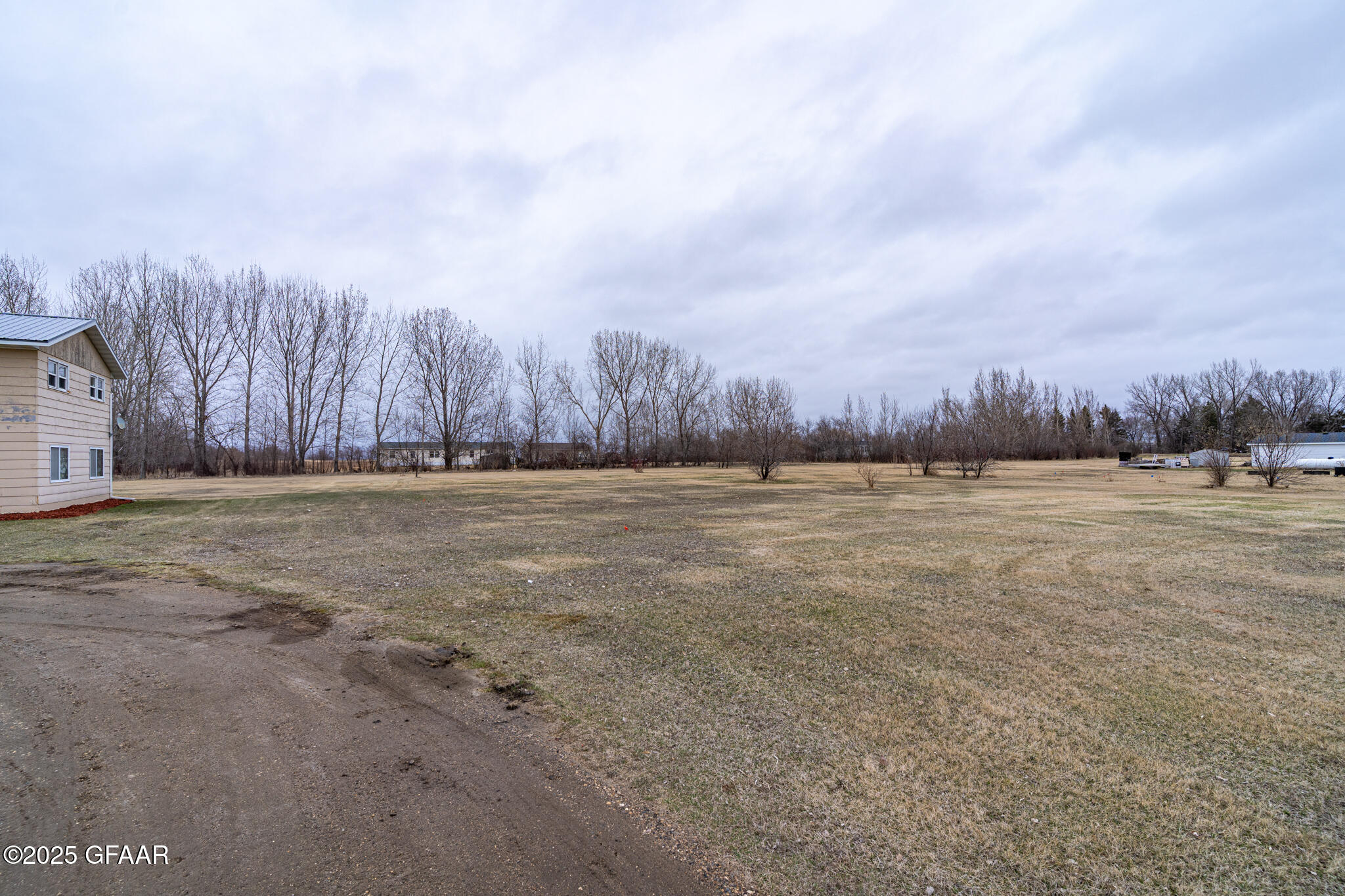 2110 CLEMETSON Street NE