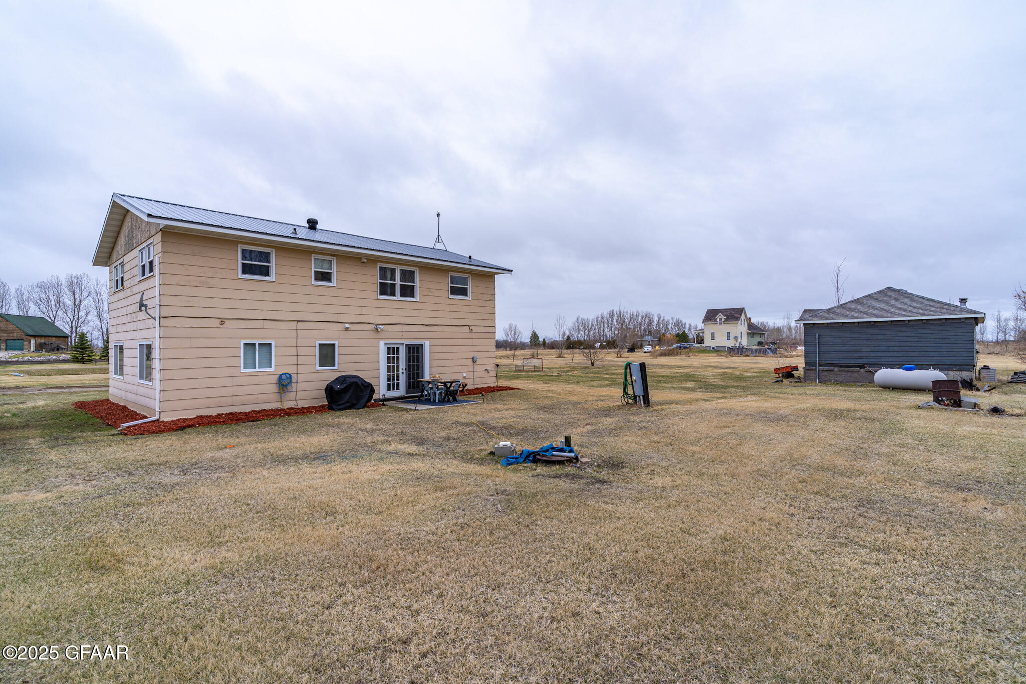 2110 CLEMETSON Street NE