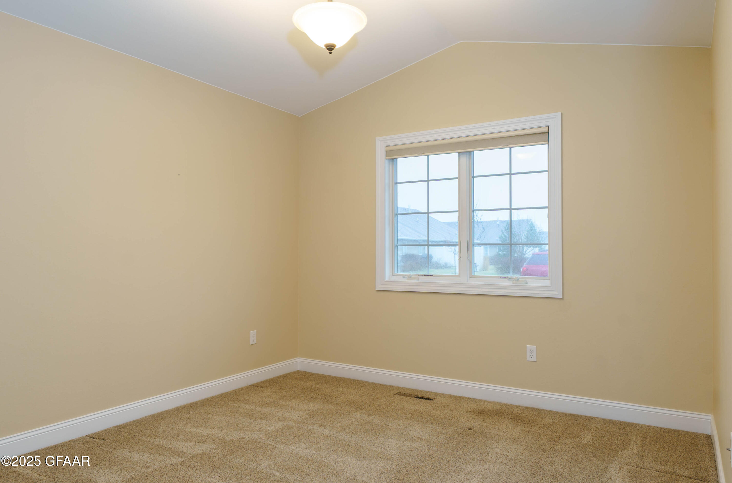 4711 RIDGEWOOD Lane