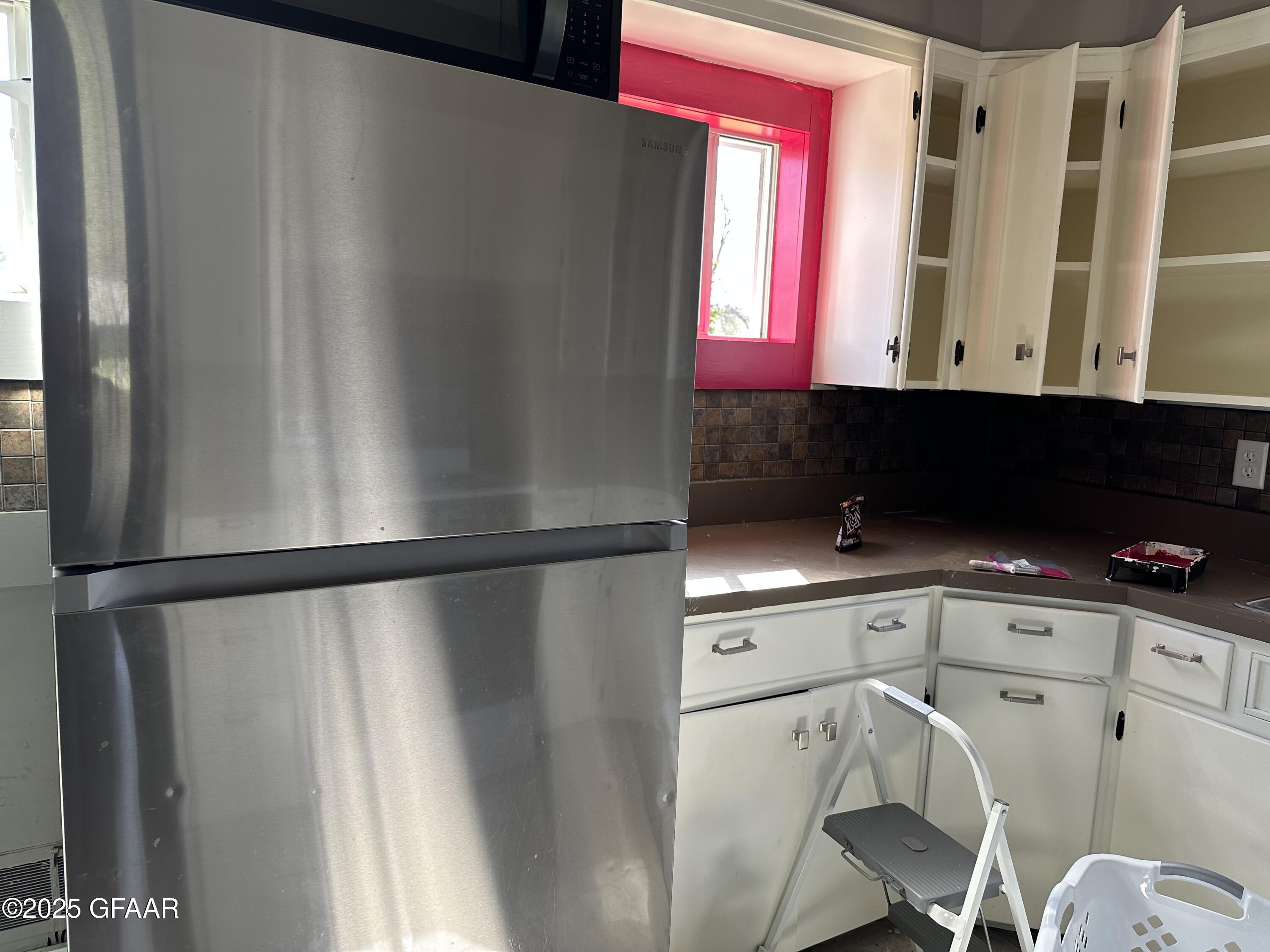 115 SHEYENNE Street, McVille