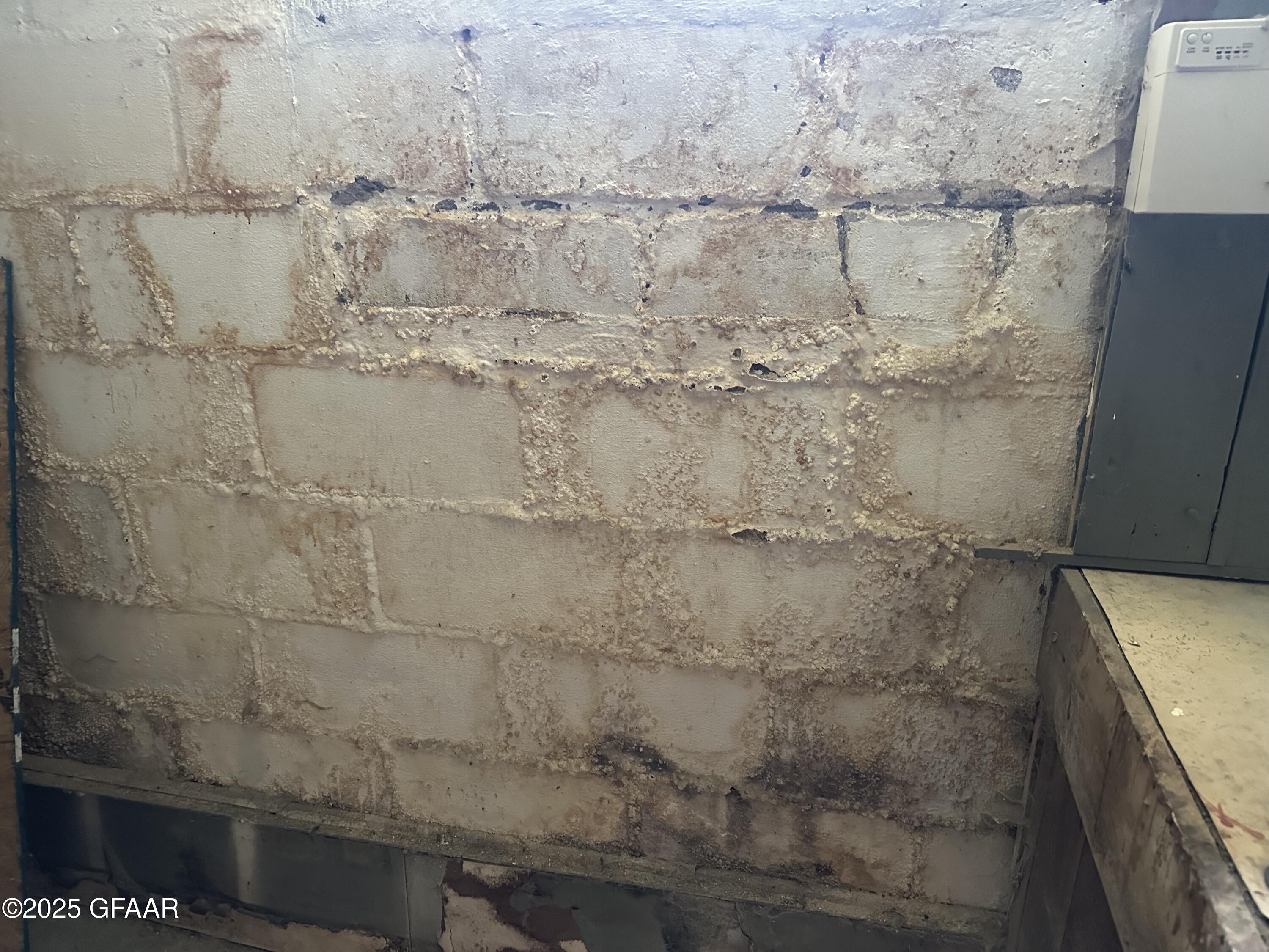 115 SHEYENNE Street, McVille