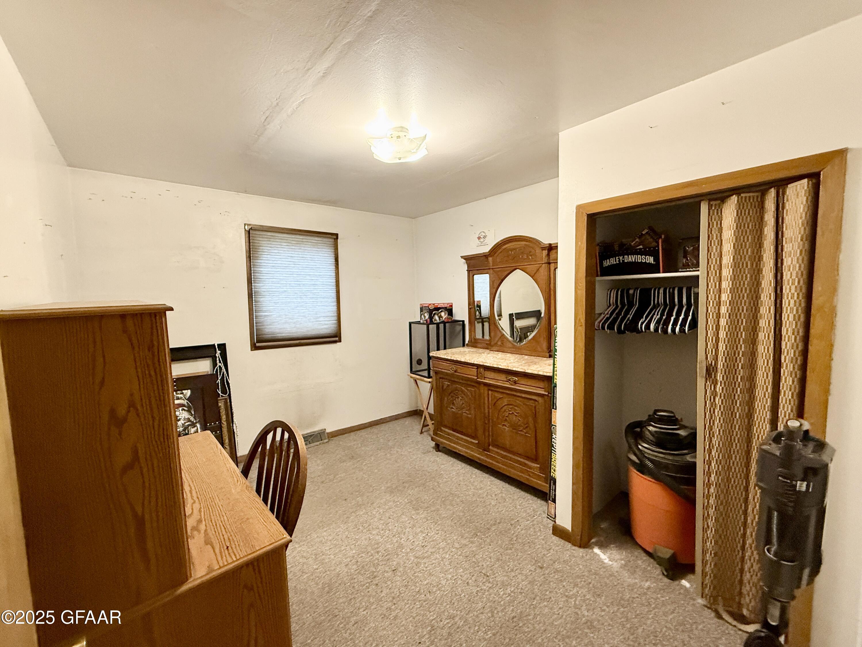 11651 79TH Street NE