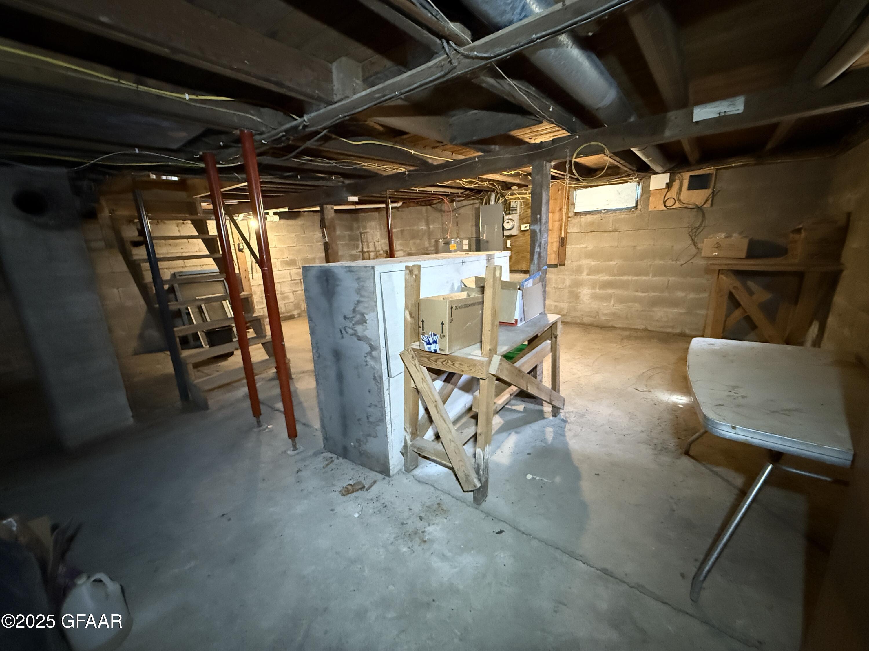 11651 79TH Street NE