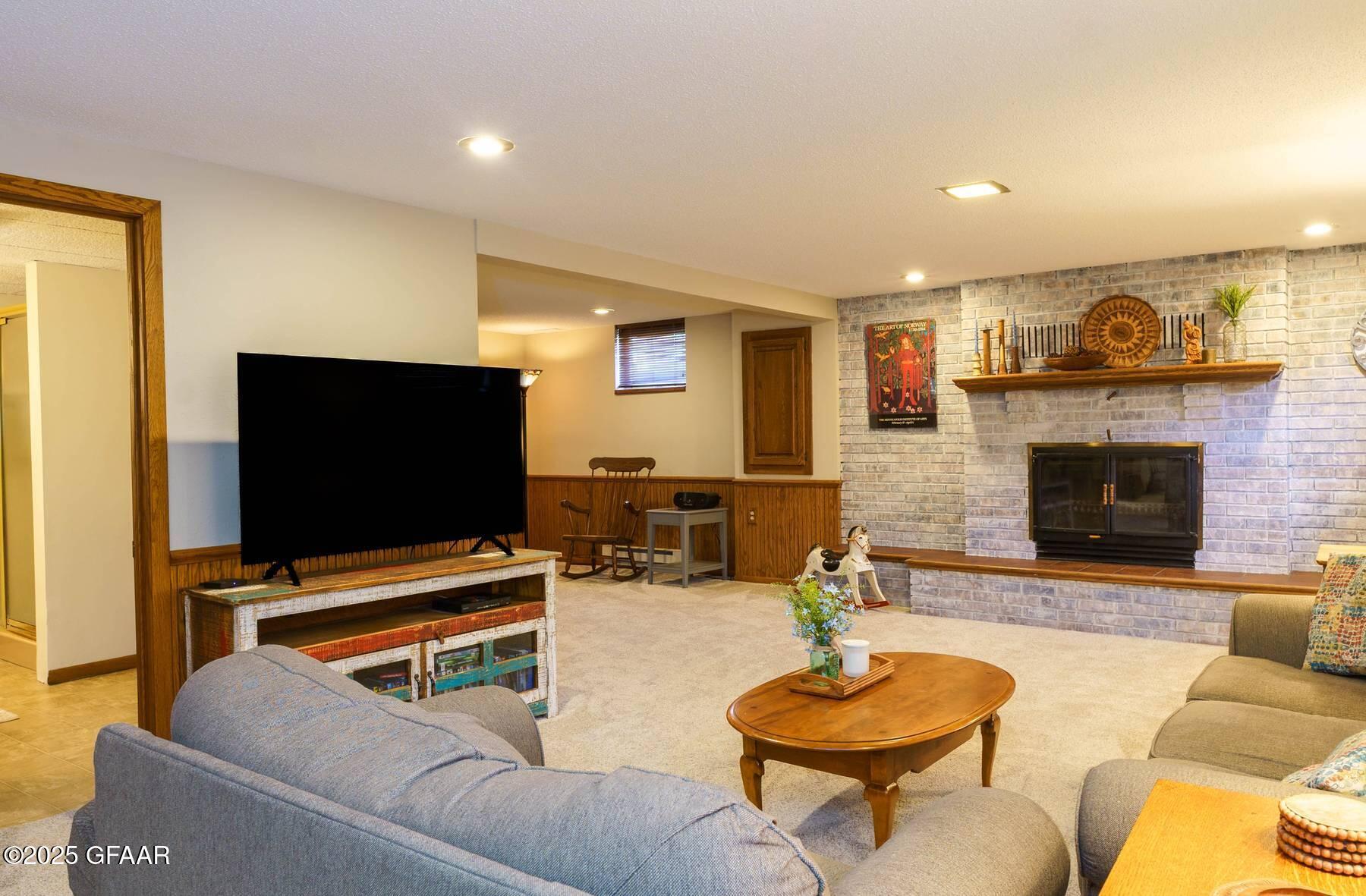 2030 WINTERGREEN Court