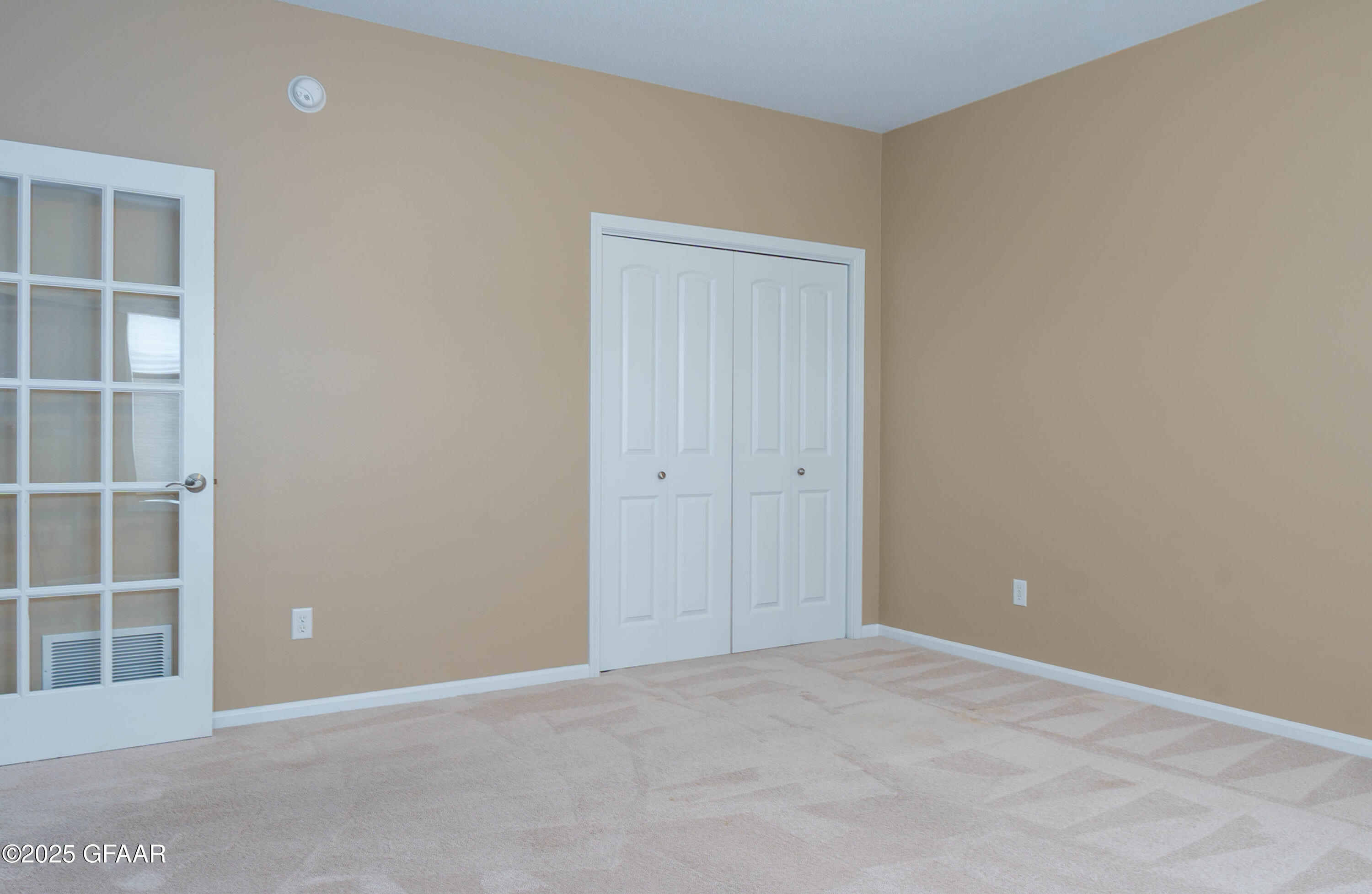 2585 AUGUSTA Drive