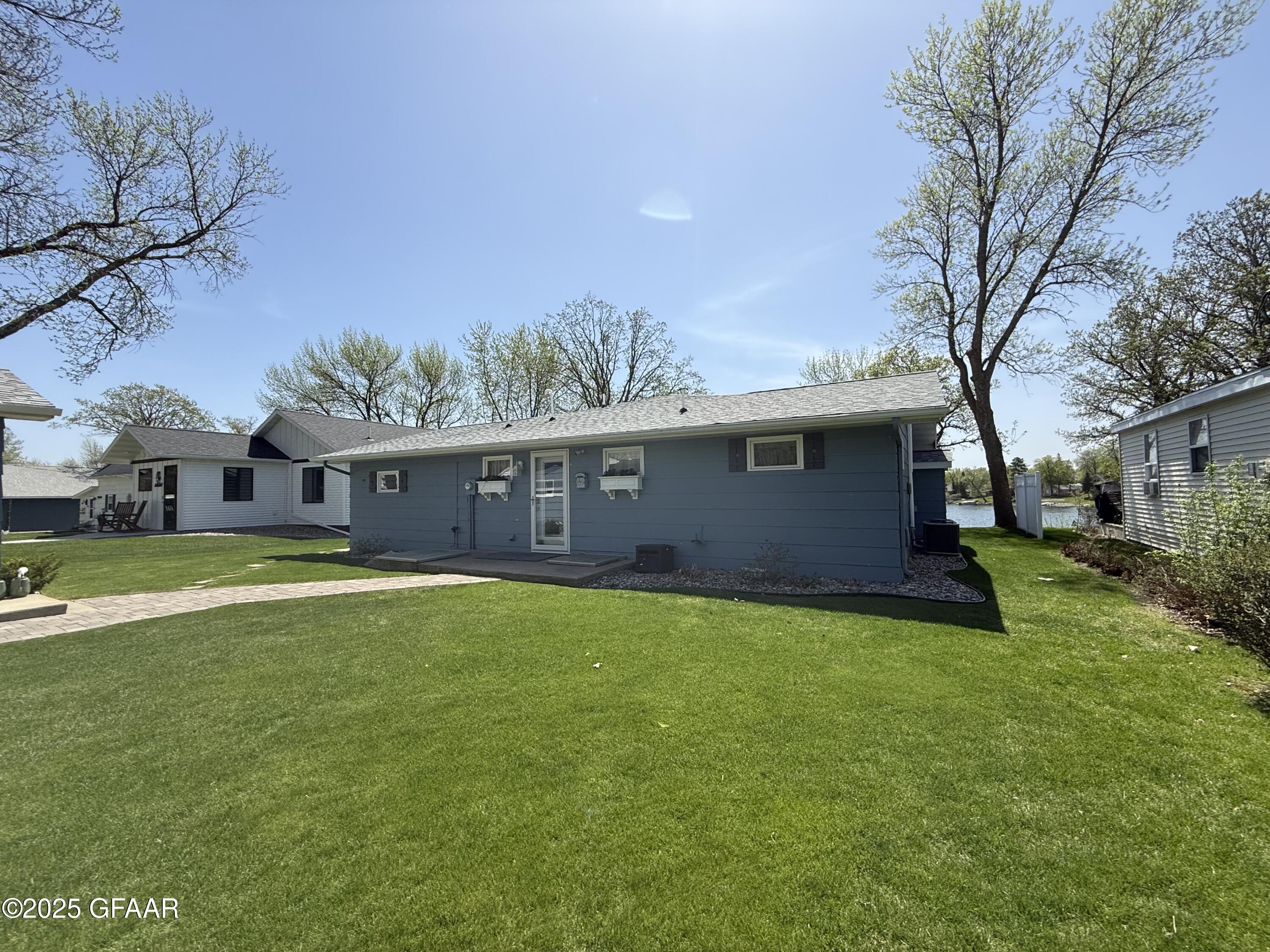 15647 SANDY BEACH Road SE
