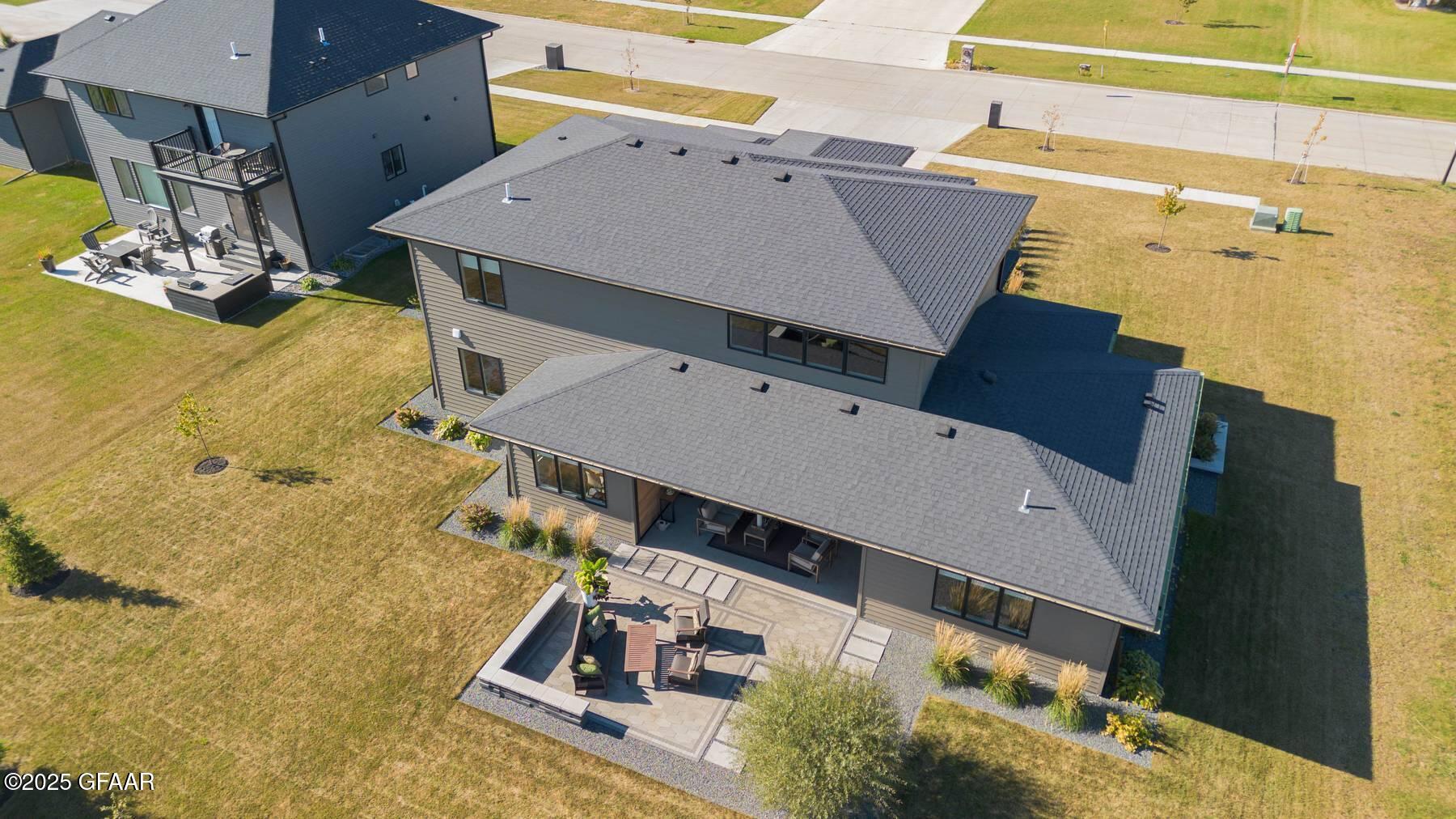 1722 KINGS VIEW Drive