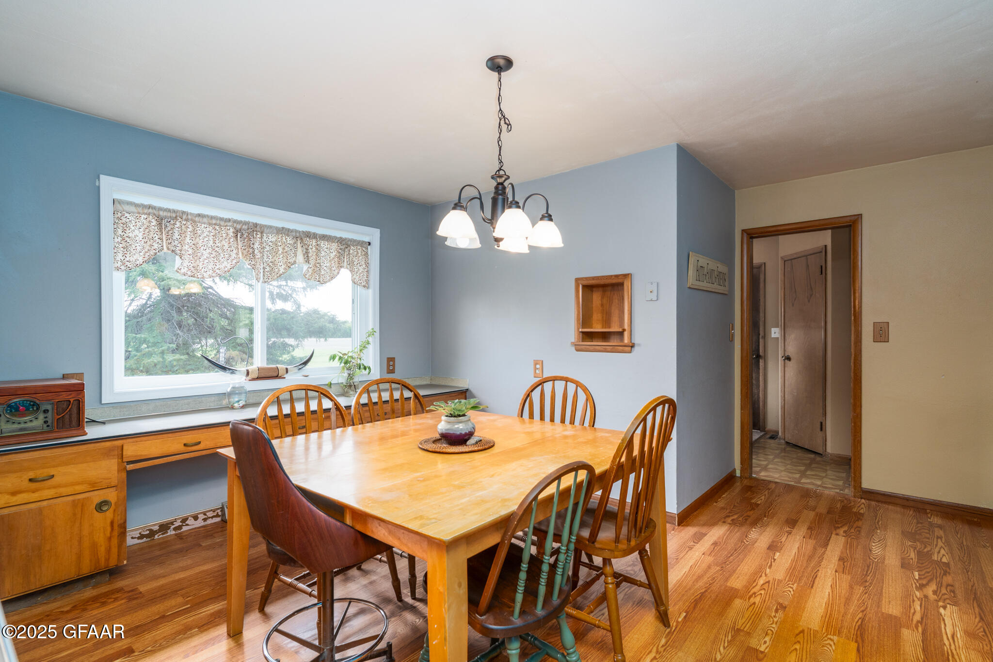2826 13TH Street NE
