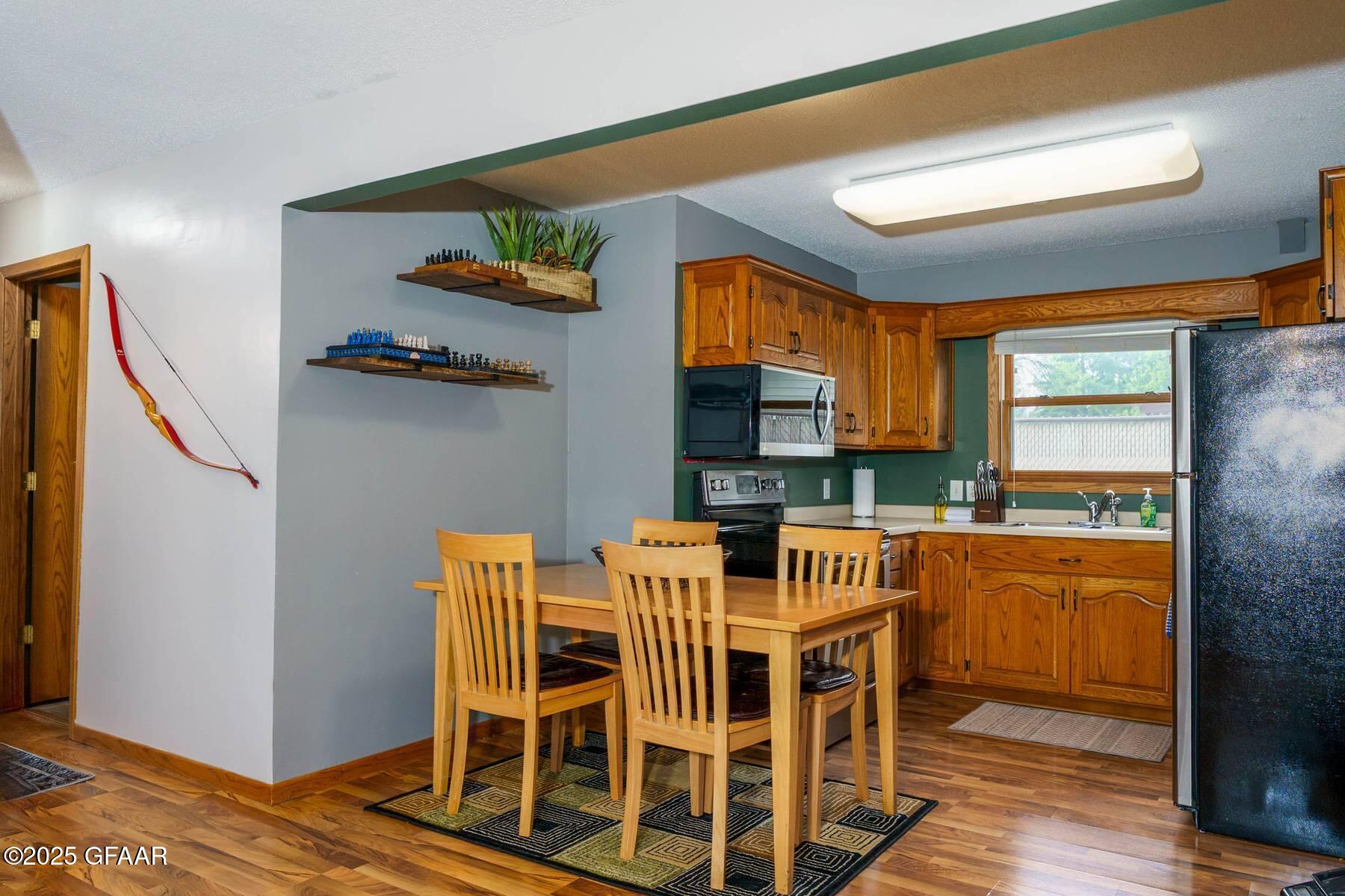 1019 4TH Street SE
