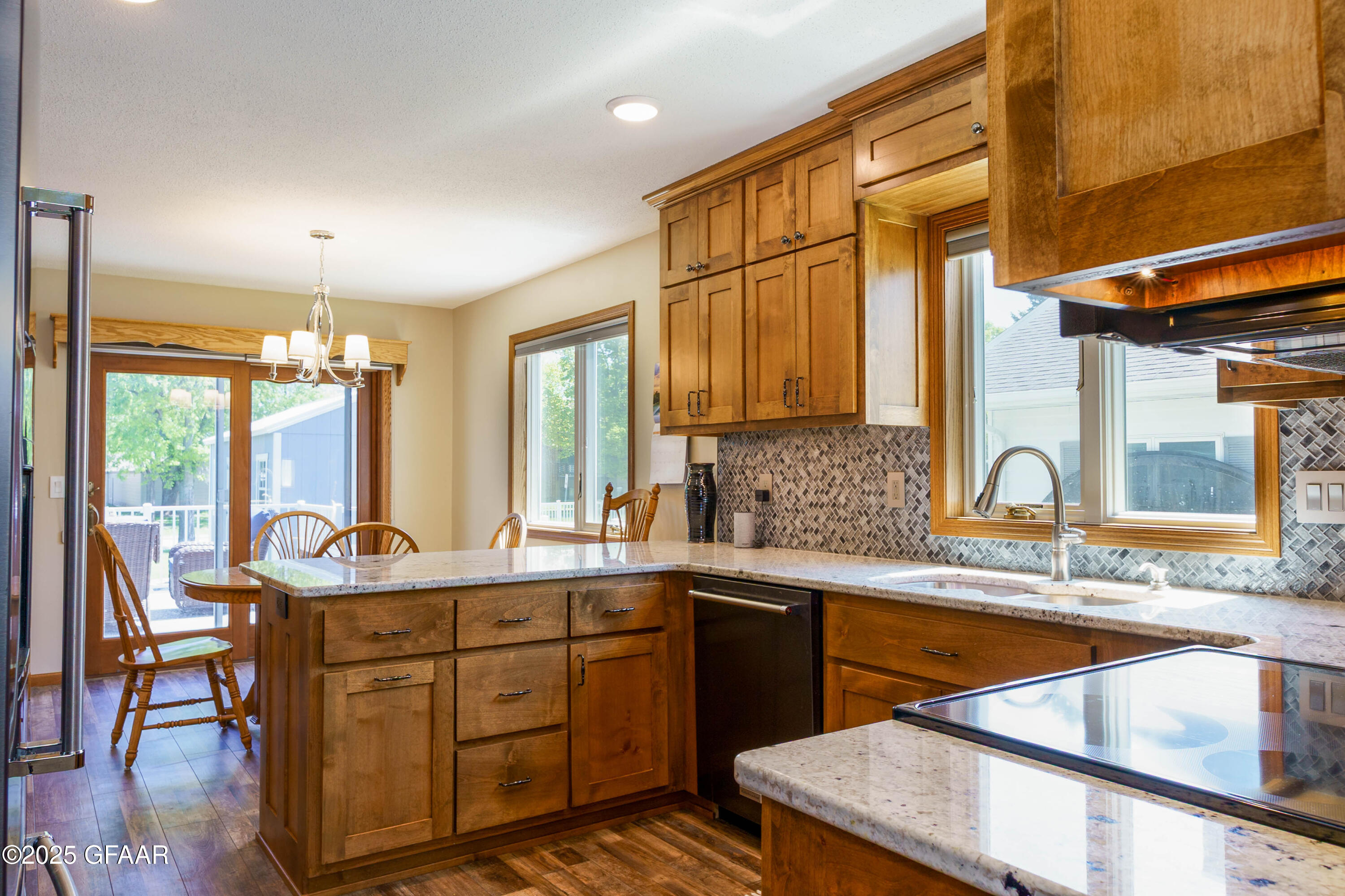 1943 PRAIRIE ROSE Court
