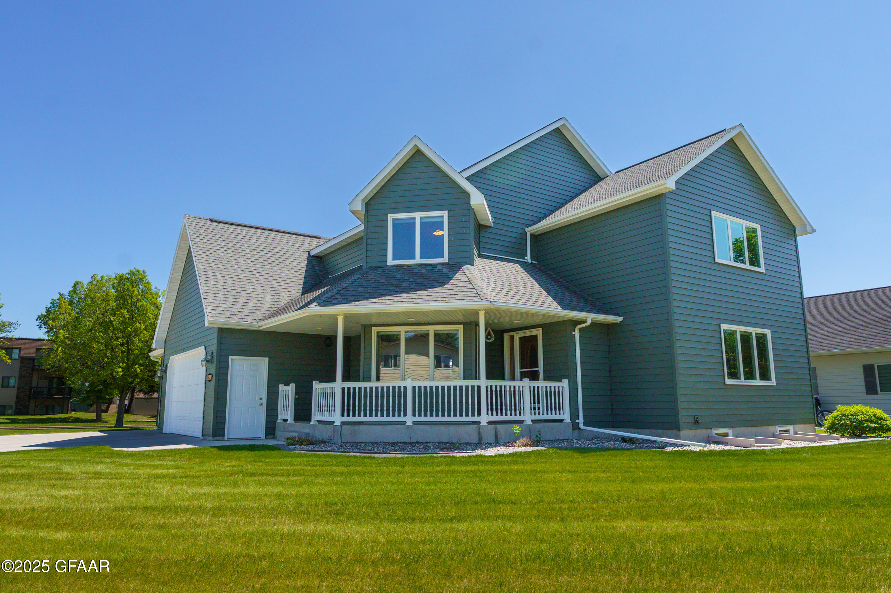 1943 PRAIRIE ROSE Court