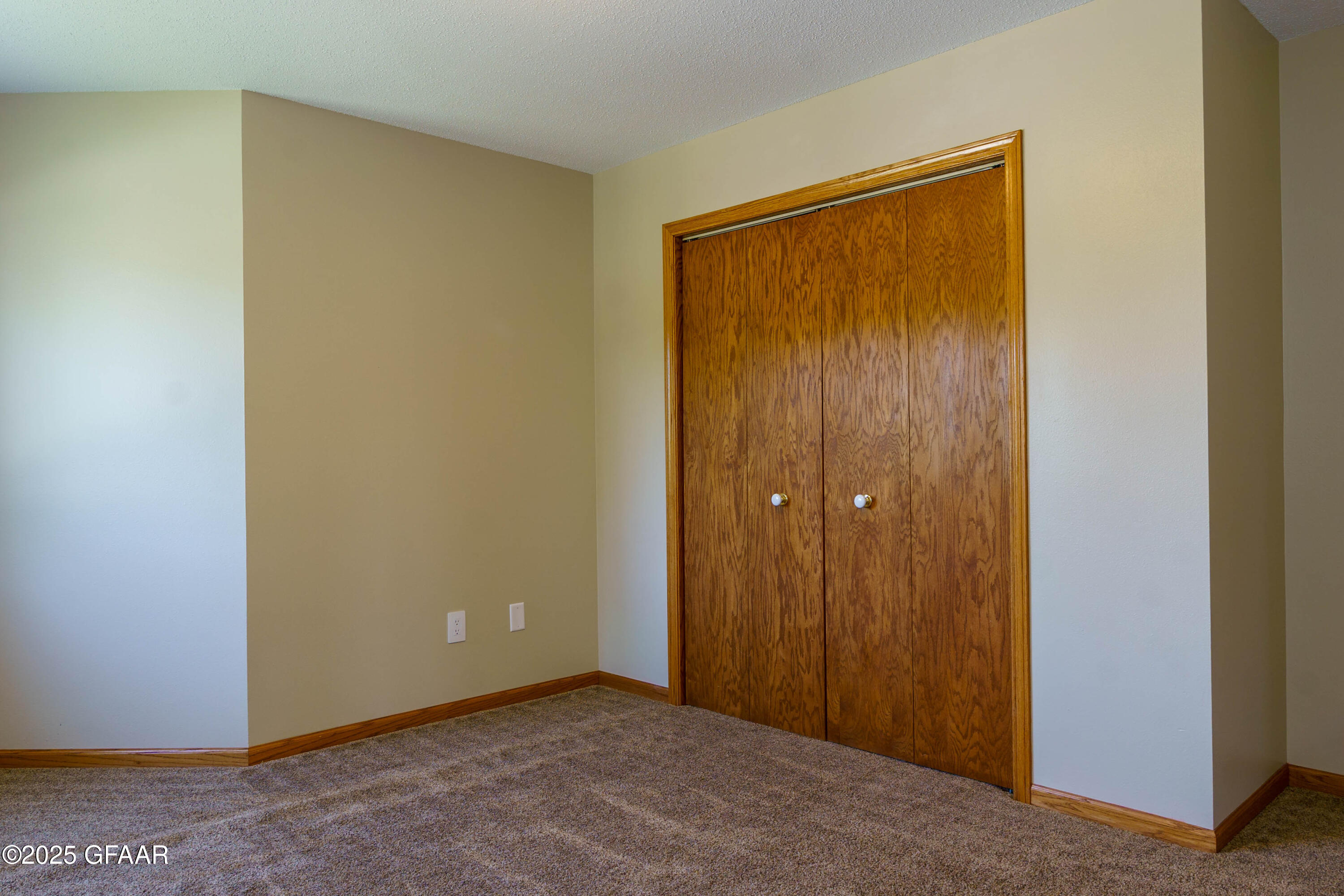 1943 PRAIRIE ROSE Court