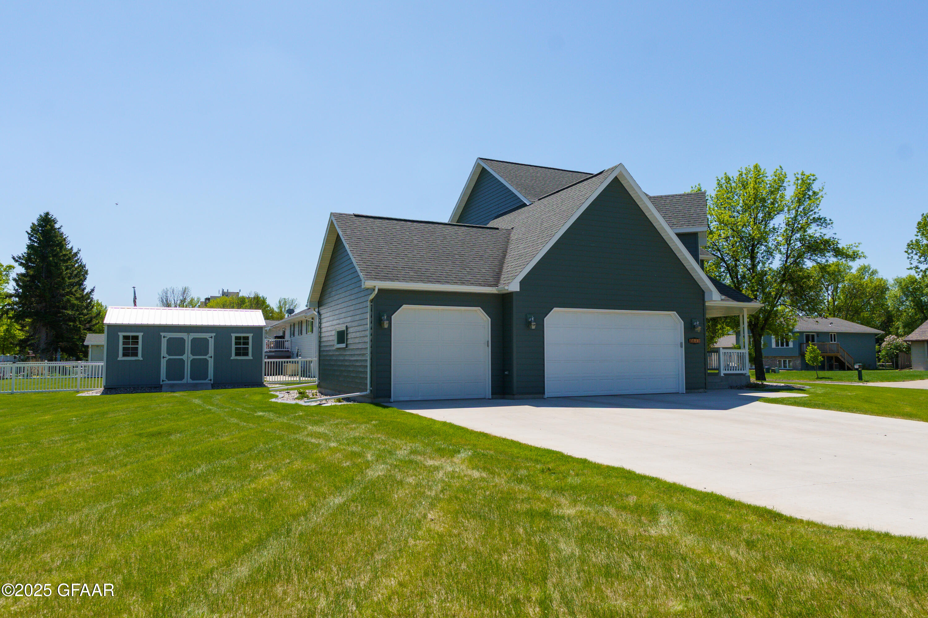 1943 PRAIRIE ROSE Court