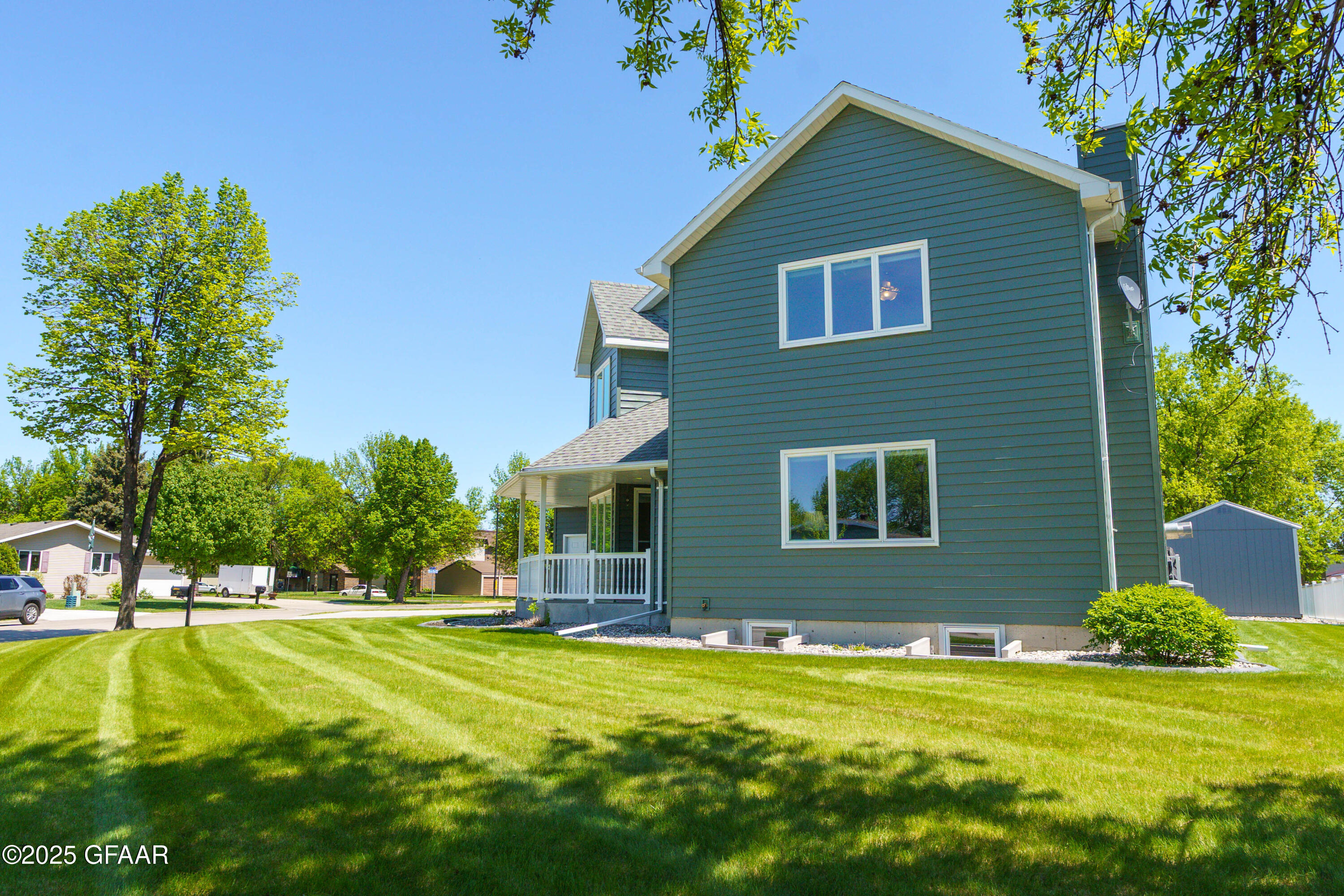 1943 PRAIRIE ROSE Court