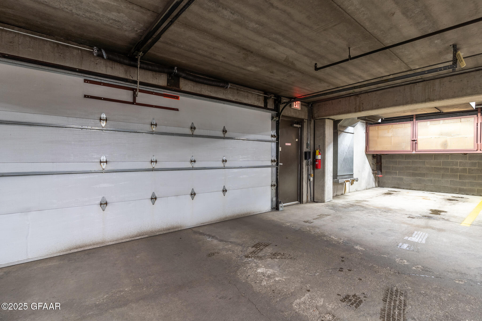 2200 29TH Street S, 23N