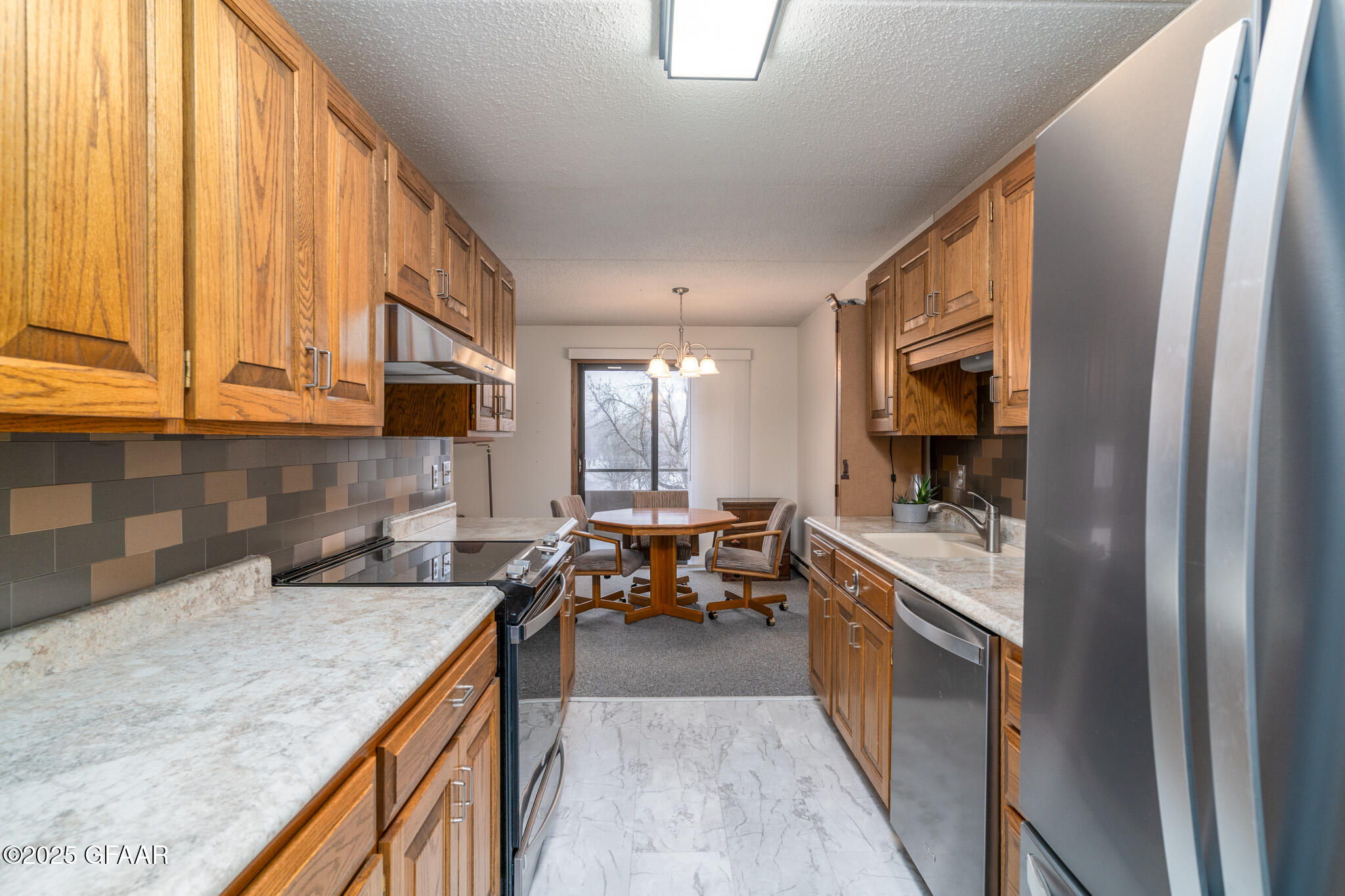 2200 29TH Street S, 23N