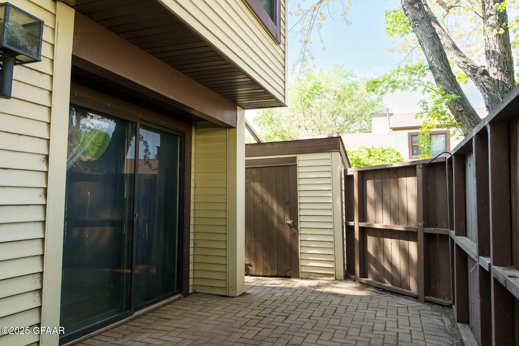 1015 39TH Street N, D-16