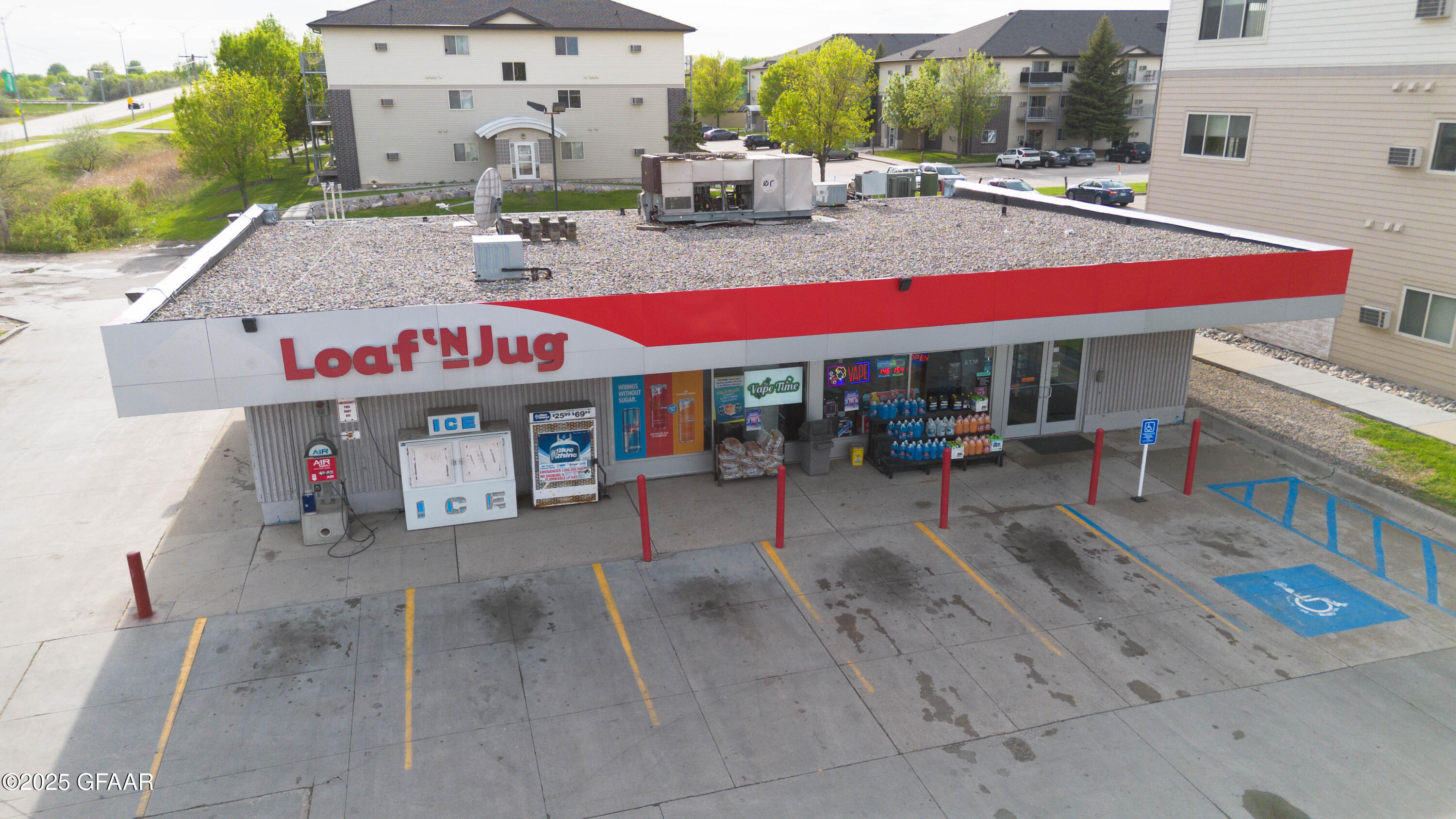 4250 UNIVERSITY Avenue