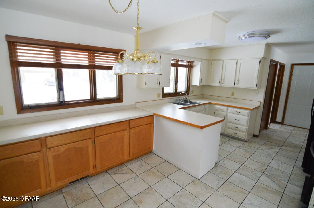 3624 CHESTNUT Street