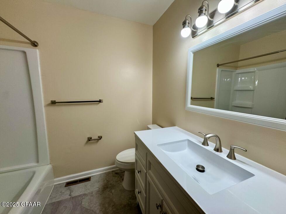 3624 CHESTNUT Street