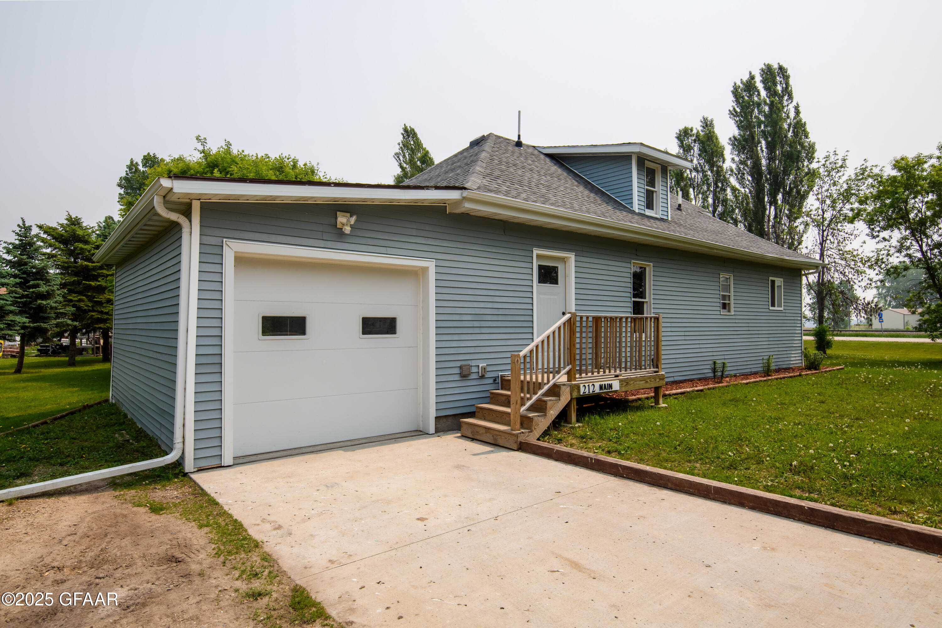 212 MAIN Street