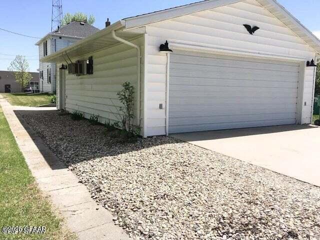 708 5TH Street