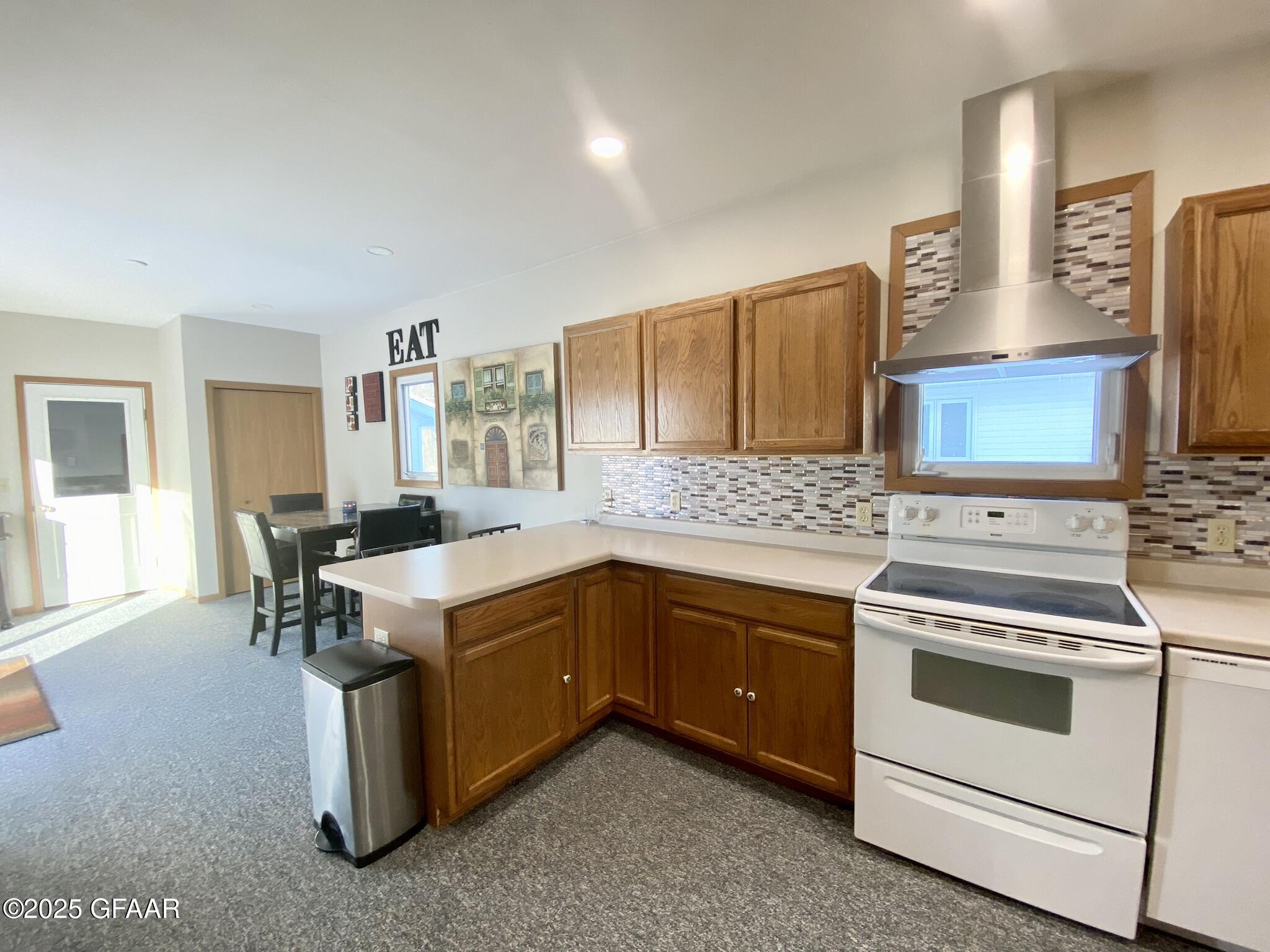 708 5TH Street