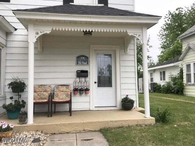 708 5TH Street