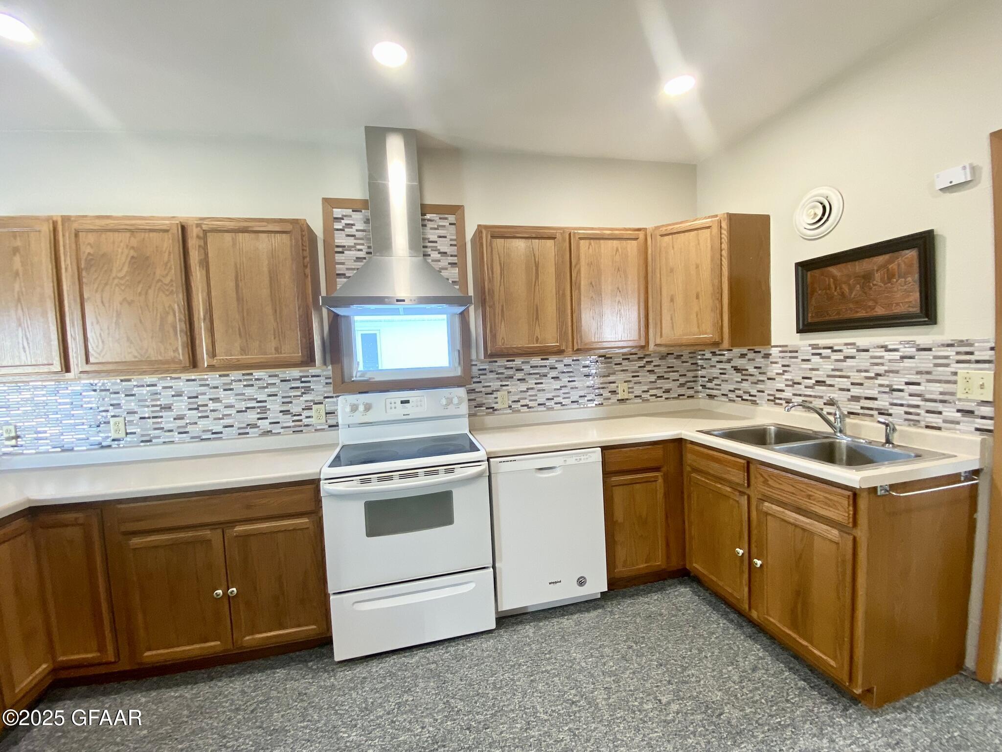 708 5TH Street