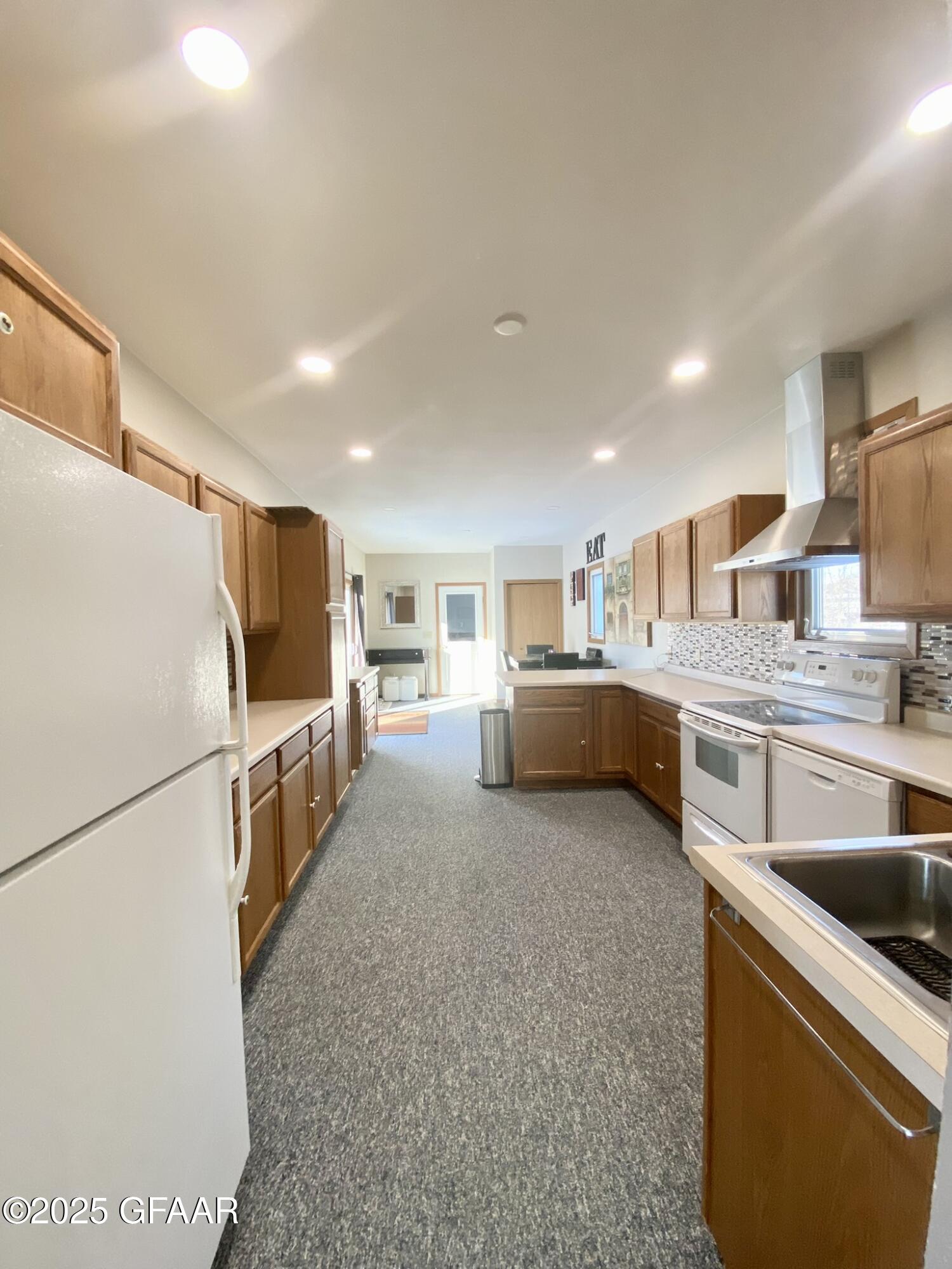 708 5TH Street
