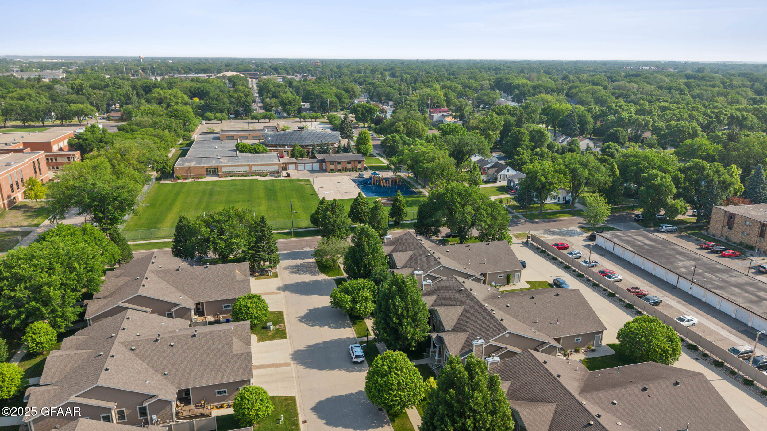 1395 HIGHPOINTE Drive