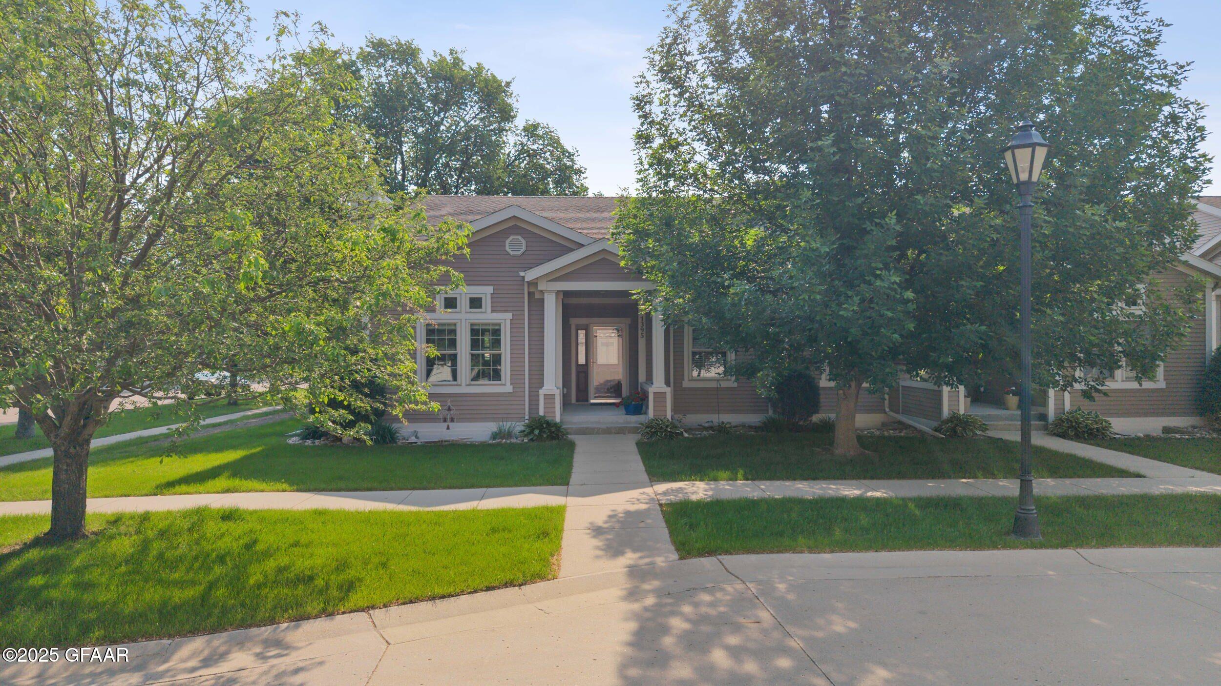 1395 HIGHPOINTE Drive