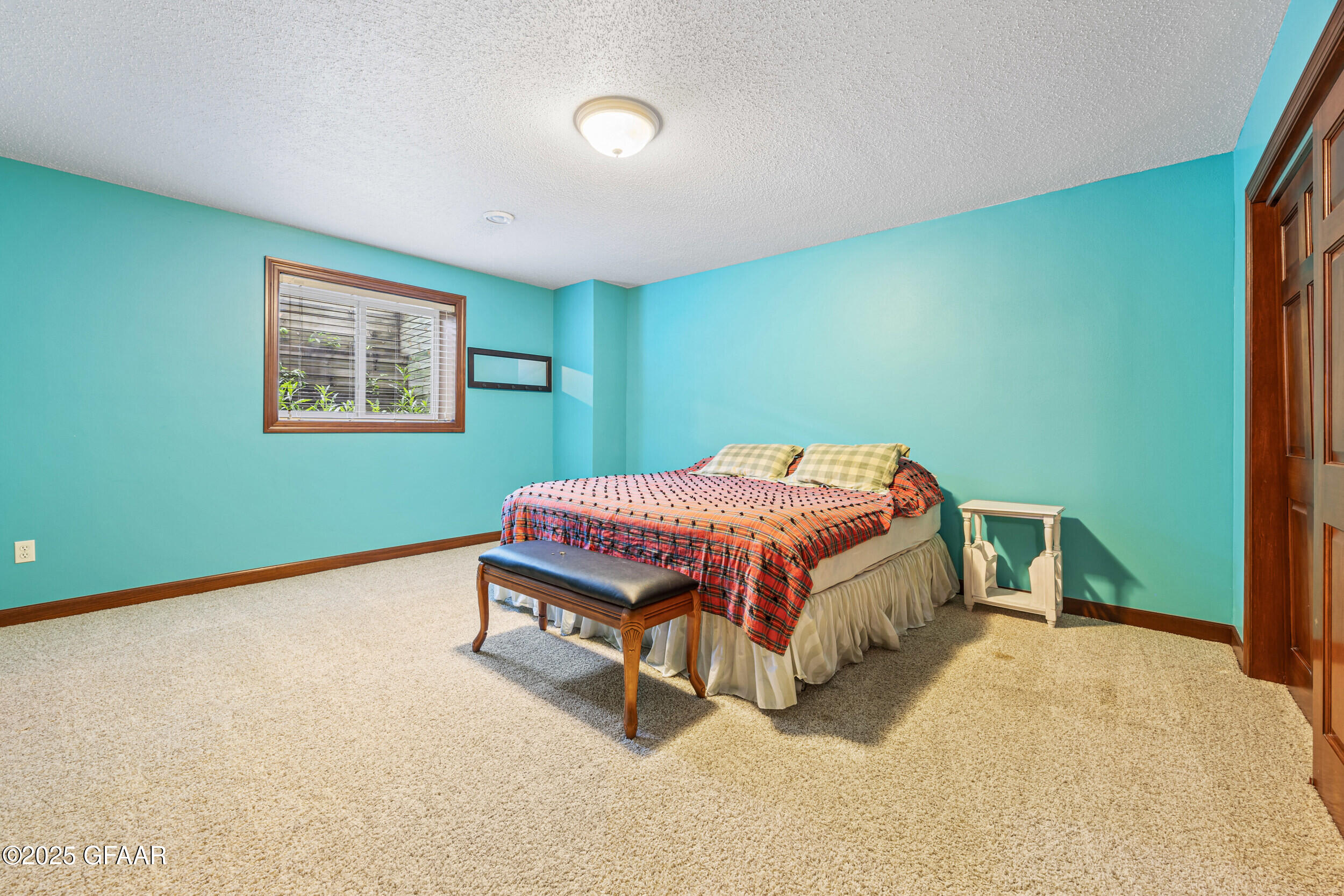 1395 HIGHPOINTE Drive