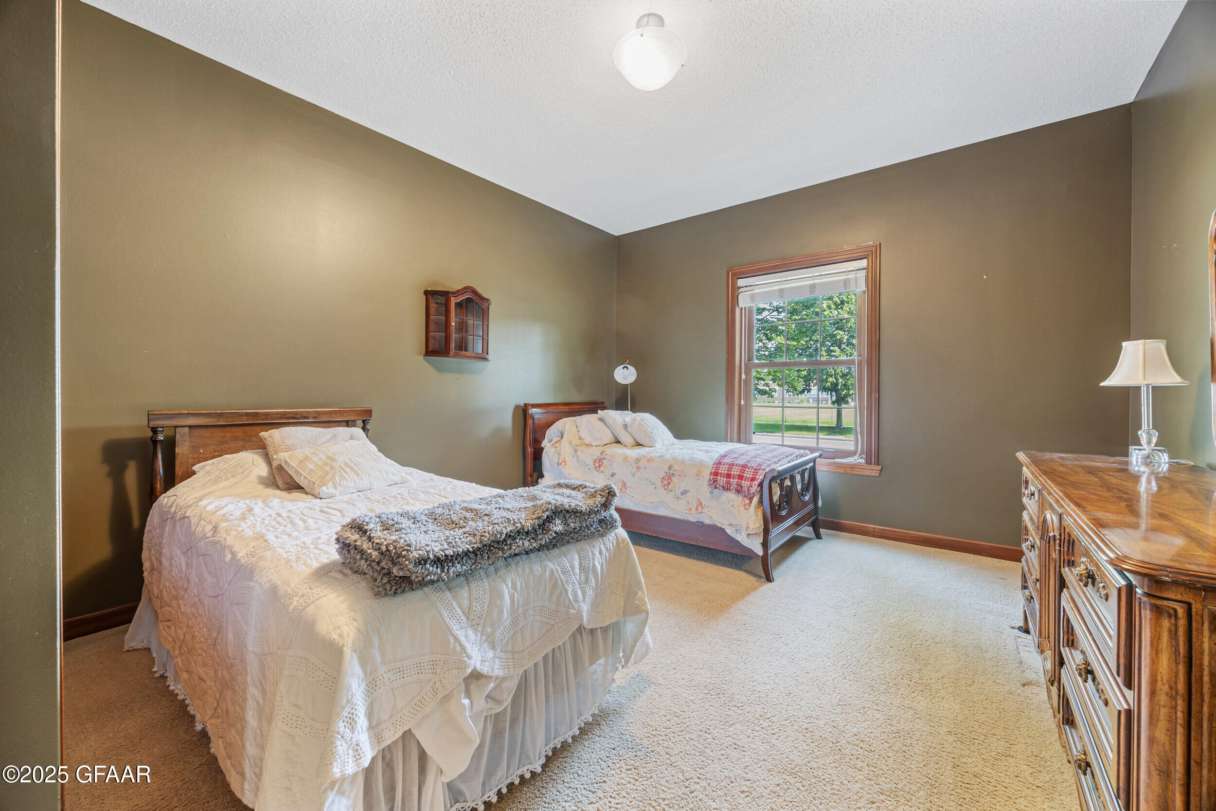 1395 HIGHPOINTE Drive