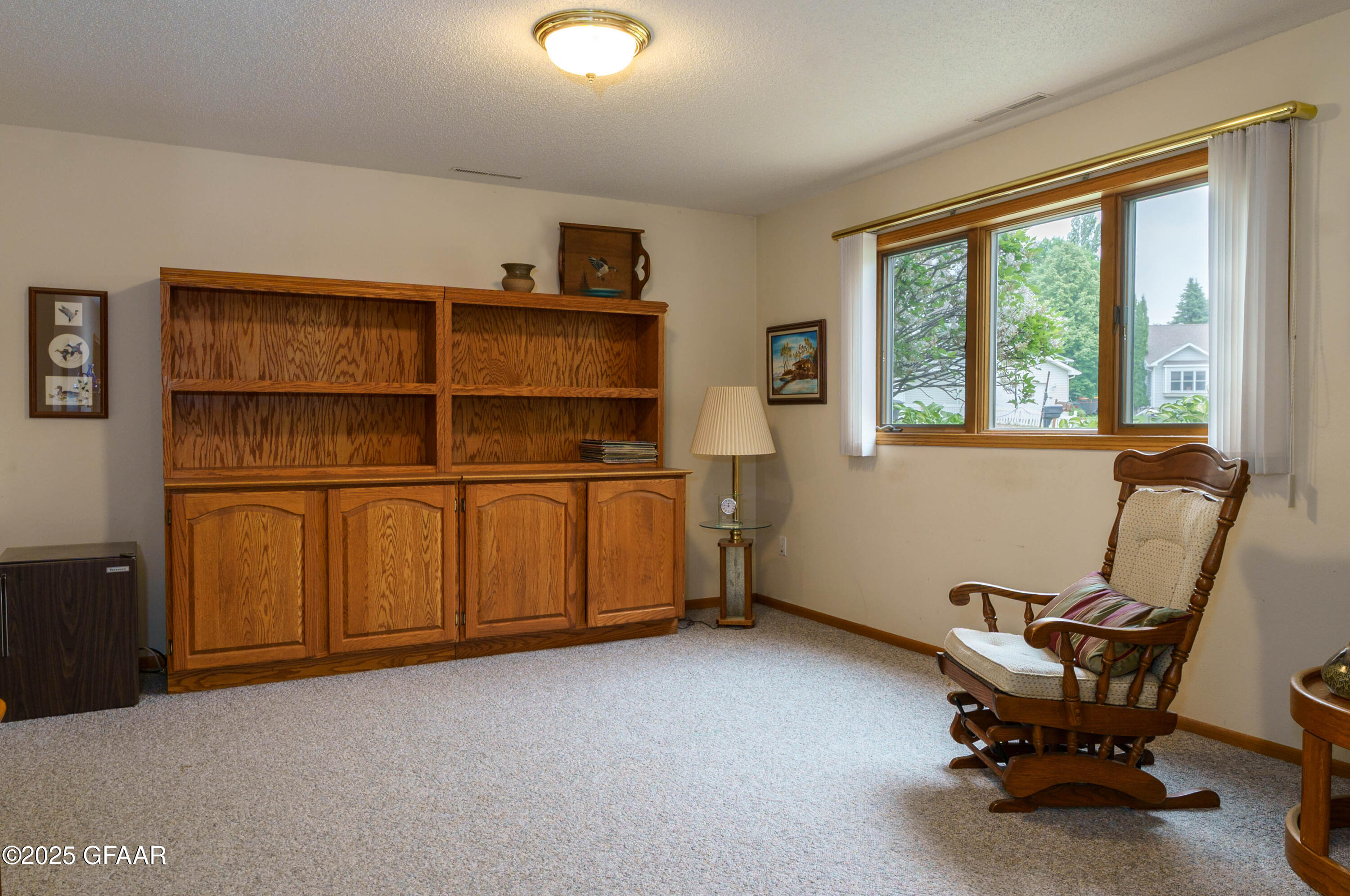 4556 HOMESTEAD Circle
