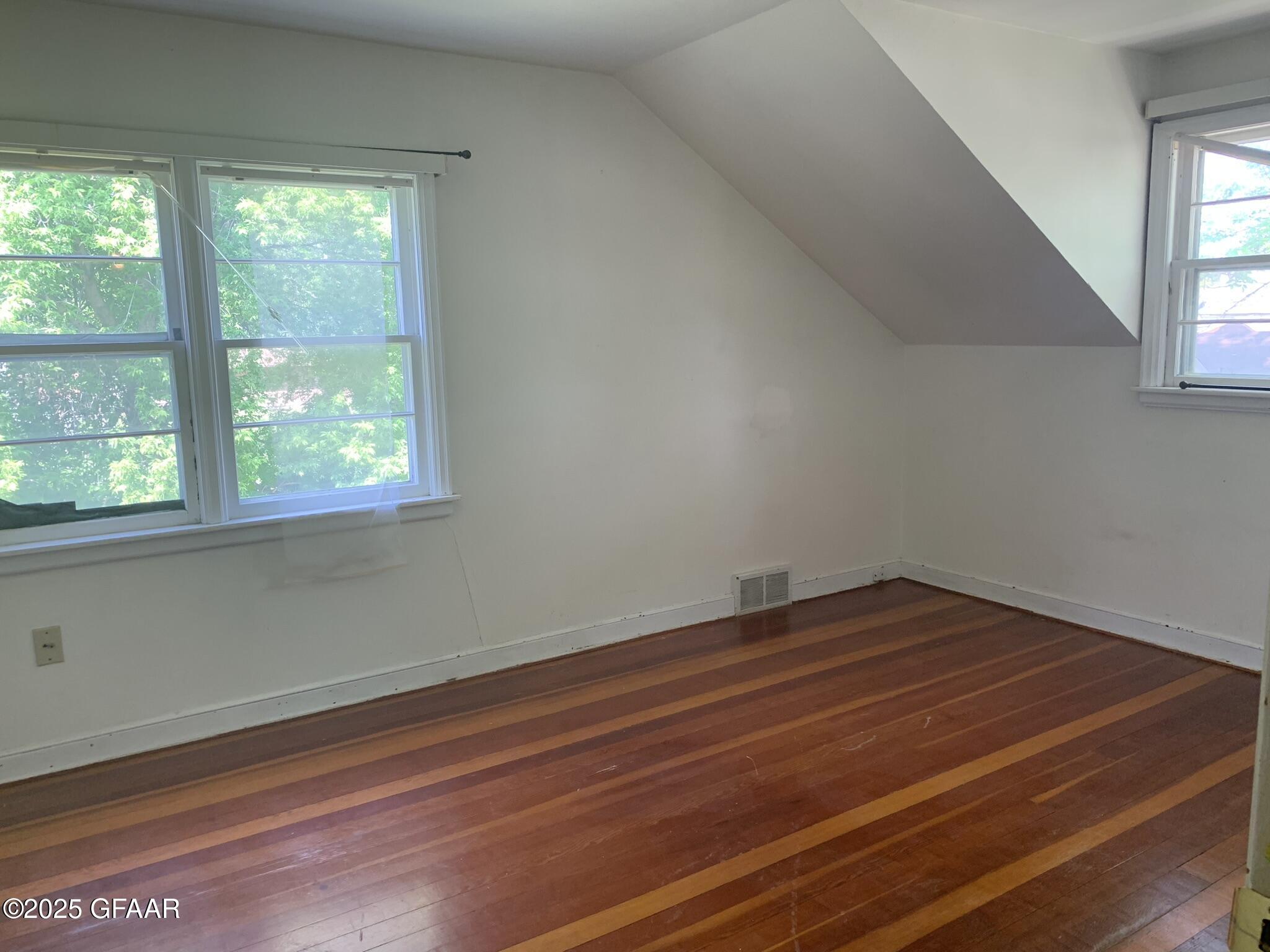 108 3RD Avenue