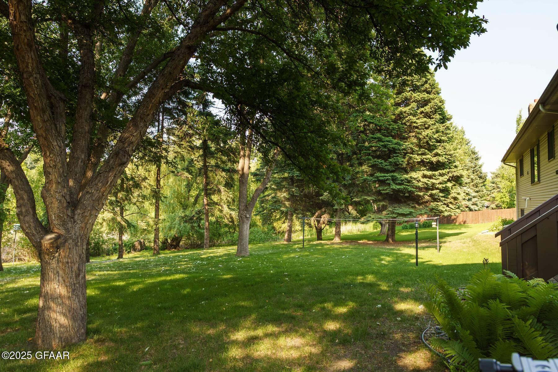 3824 FAIRVIEW Drive
