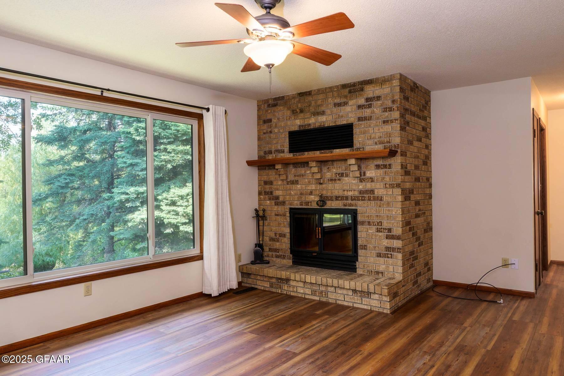3824 FAIRVIEW Drive
