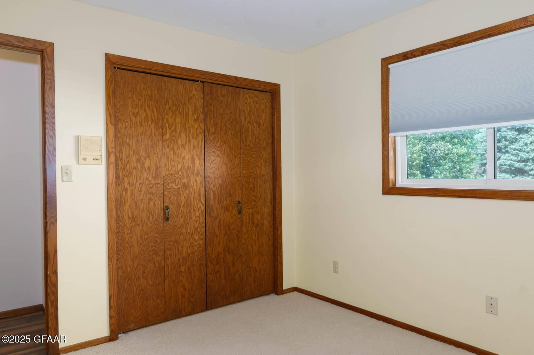 3824 FAIRVIEW Drive