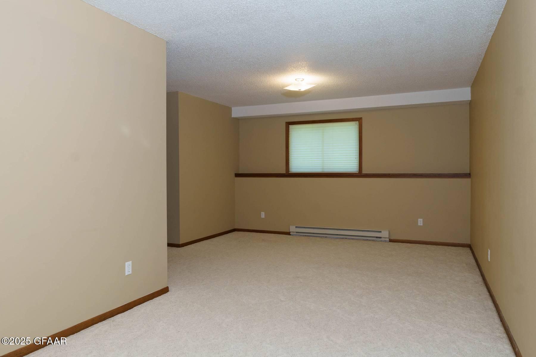 3824 FAIRVIEW Drive