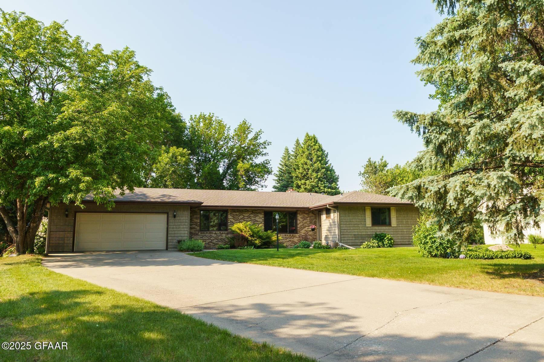 3824 FAIRVIEW Drive