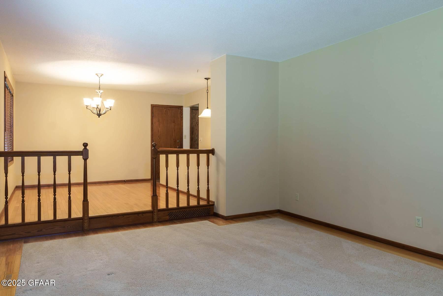 3824 FAIRVIEW Drive