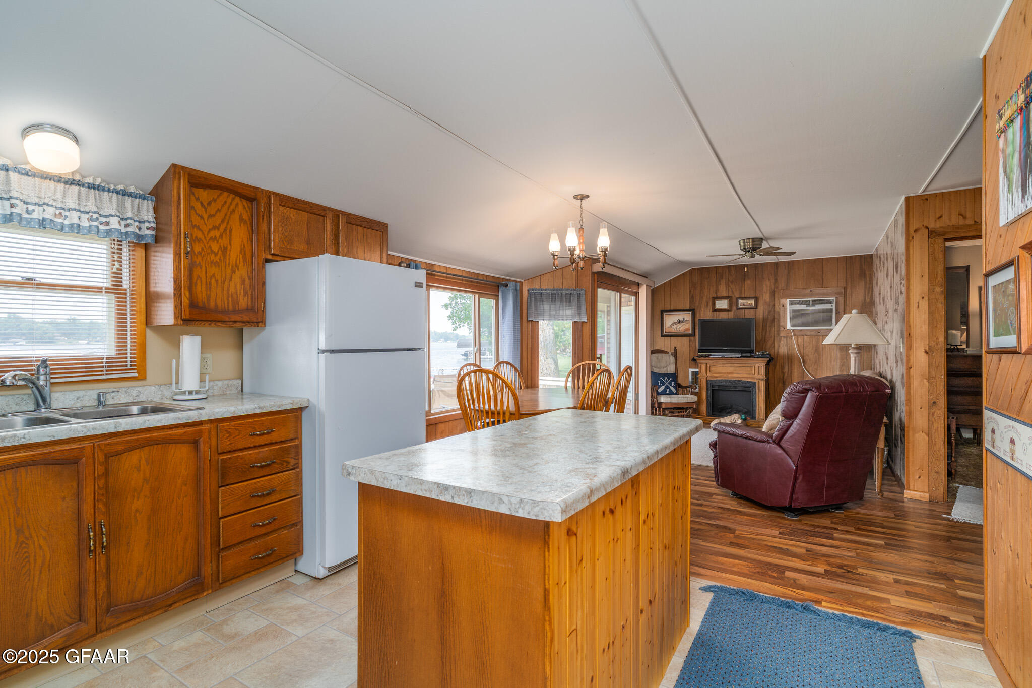 13506 ELMER HANSON Drive SE