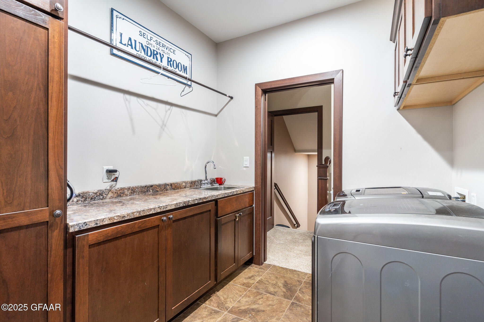 5518 CHARLIE RAY Drive