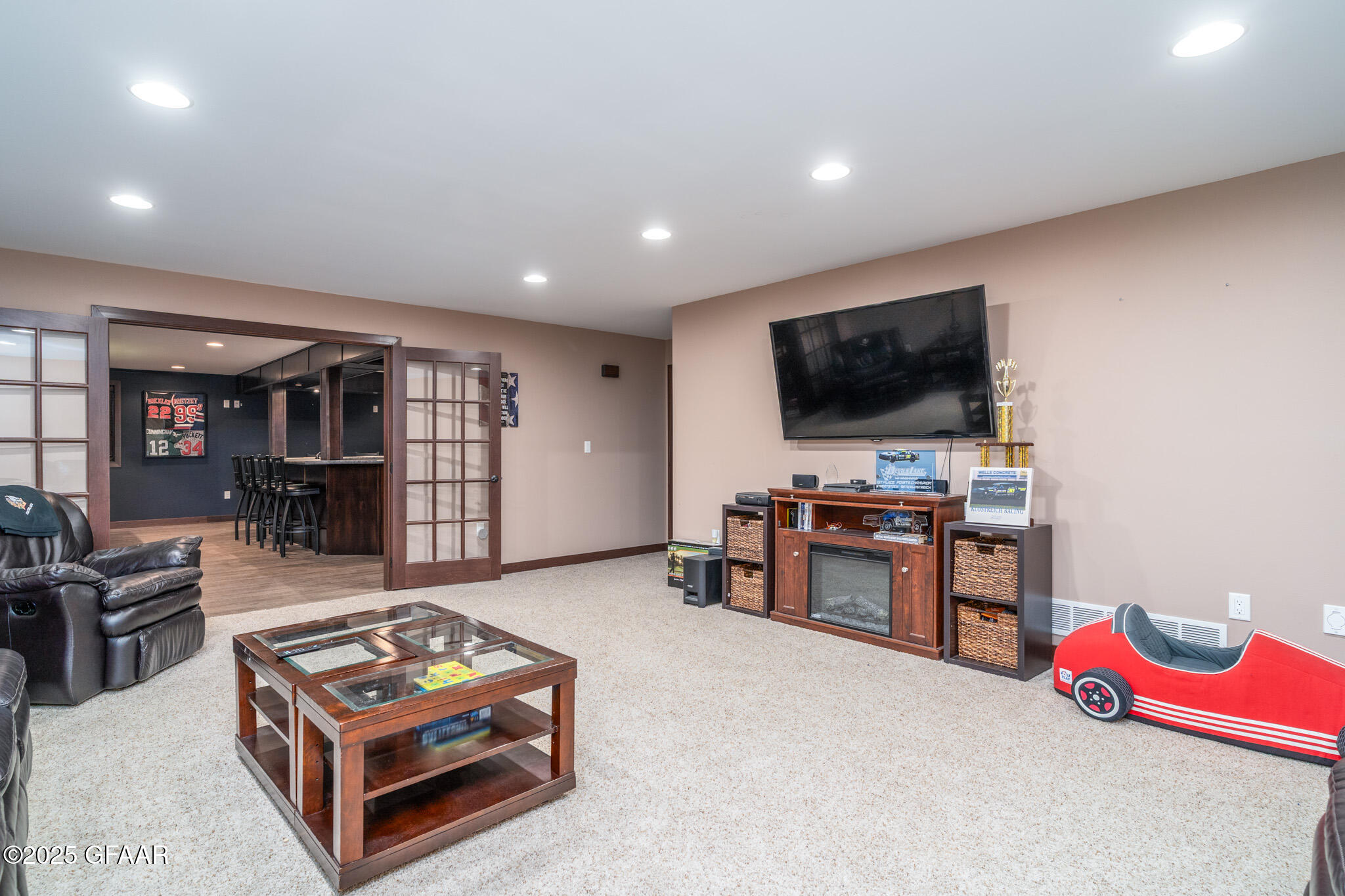 5518 CHARLIE RAY Drive