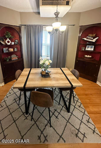 1118 COTTONWOOD Street